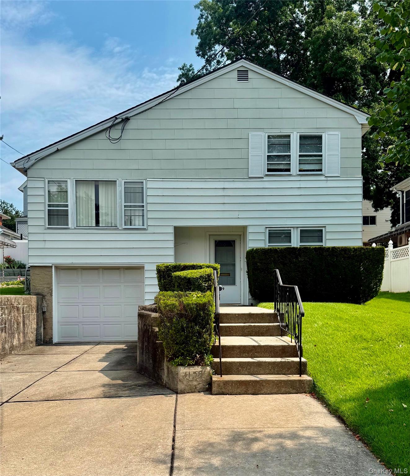 4139 248th Street, Little Neck NY 11363
