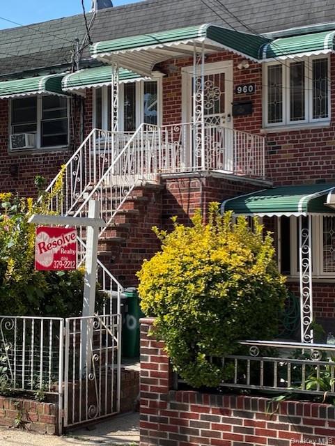 960 E 101st Street, Brooklyn NY 11236