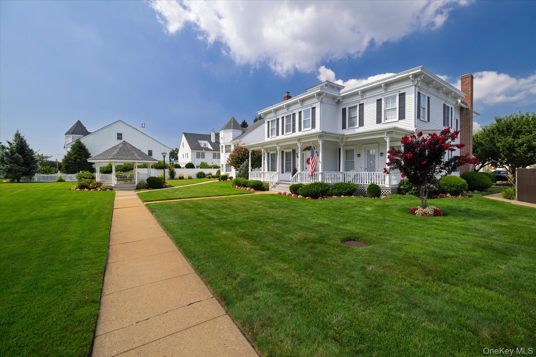 1 Ridgewood Drive, Wantagh NY 11793