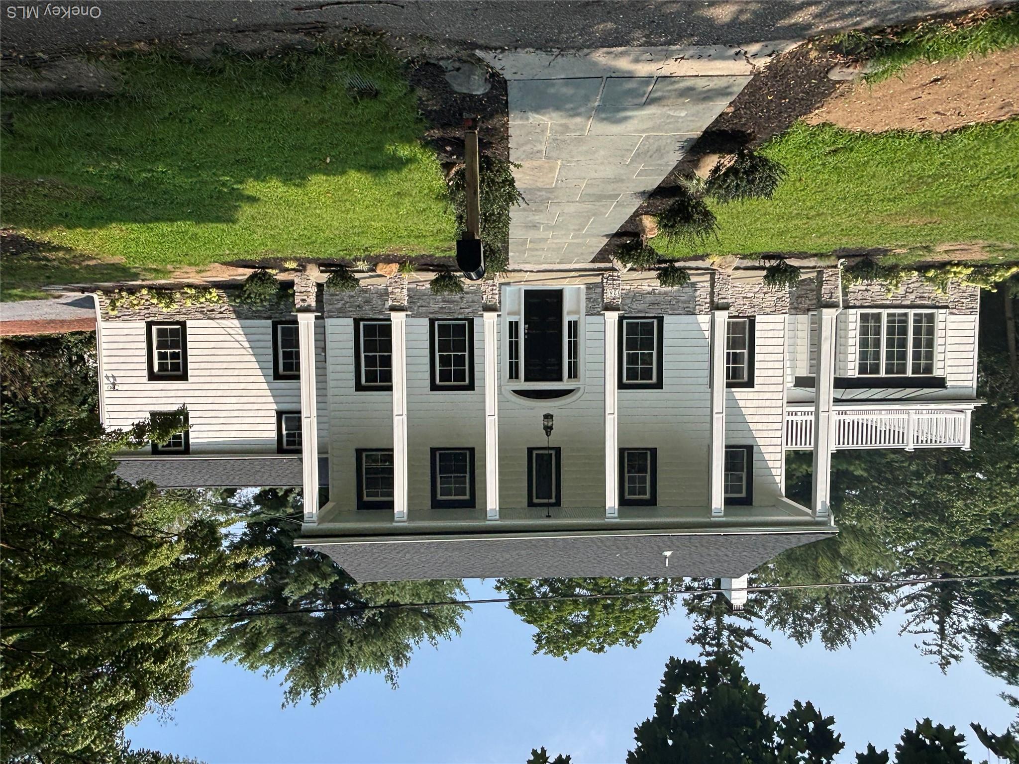 28 Wayaawi Avenue, Bayville NY 11709