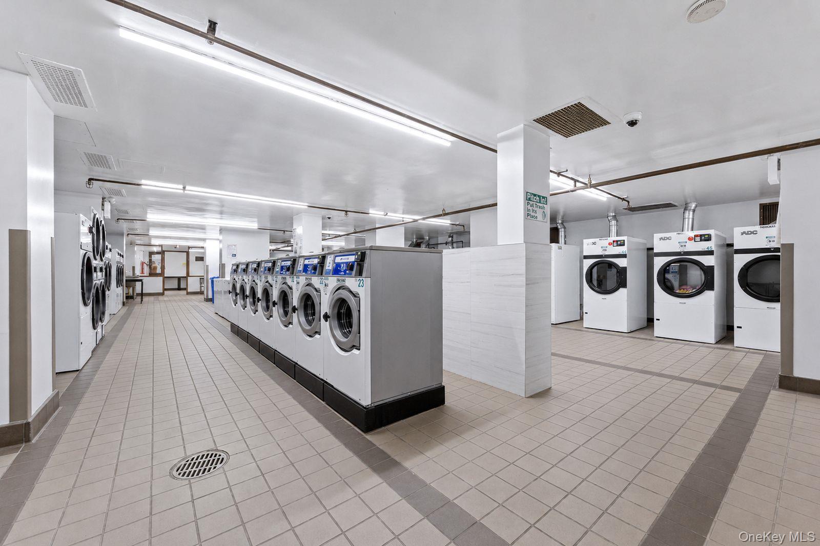 61-20 Grand Central Parkway Unit A1508, Forest Hills NY 11375