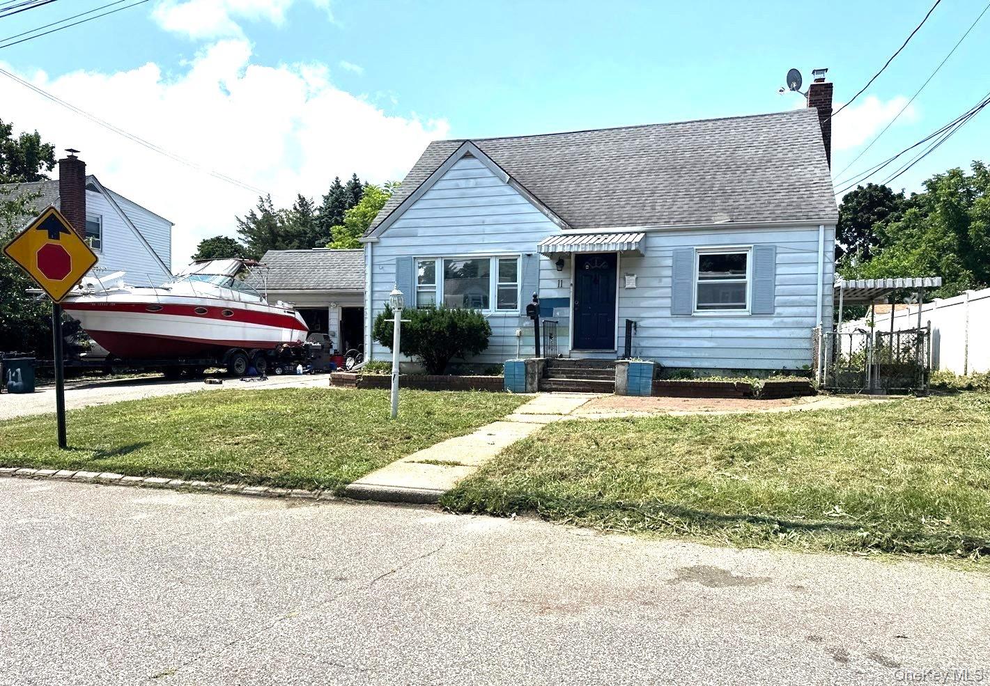 11 Stevens Place, Huntington Station NY 11746