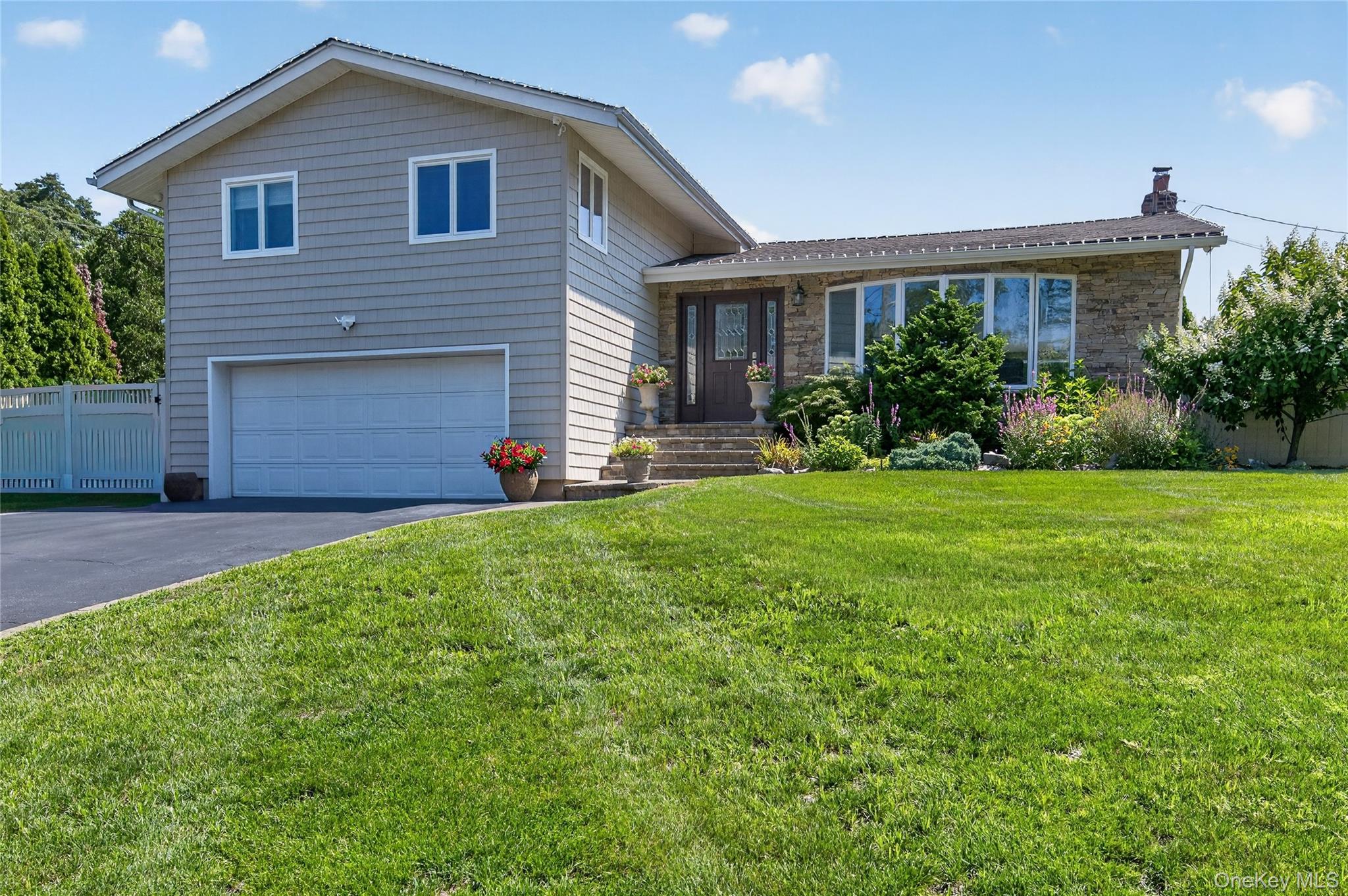 1 Ryan Court, Syosset NY 11791