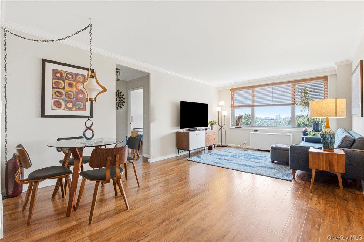 7025 Yellowstone Boulevard Unit 8Q, Forest Hills NY 11375