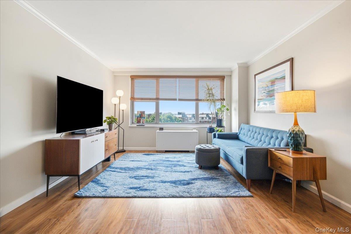 7025 Yellowstone Boulevard Unit 8Q, Forest Hills NY 11375