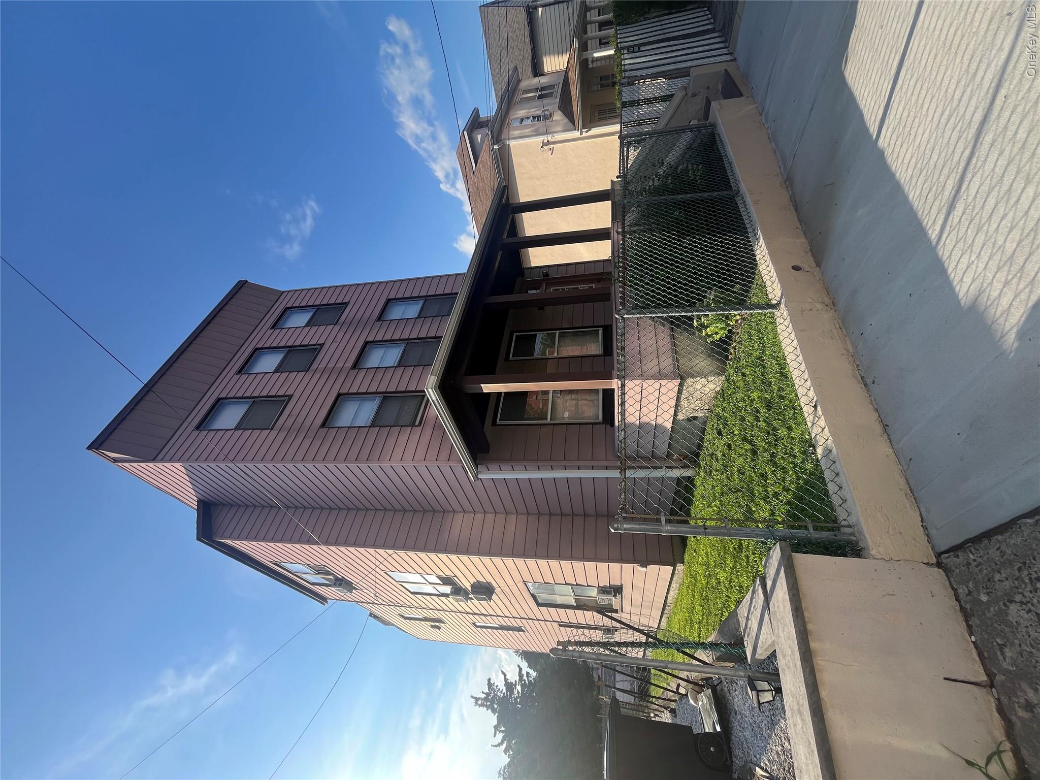 63 Crescent Place, Yonkers NY 10704