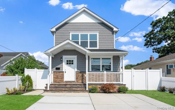 710 Franklin Avenue, Massapequa NY 11758