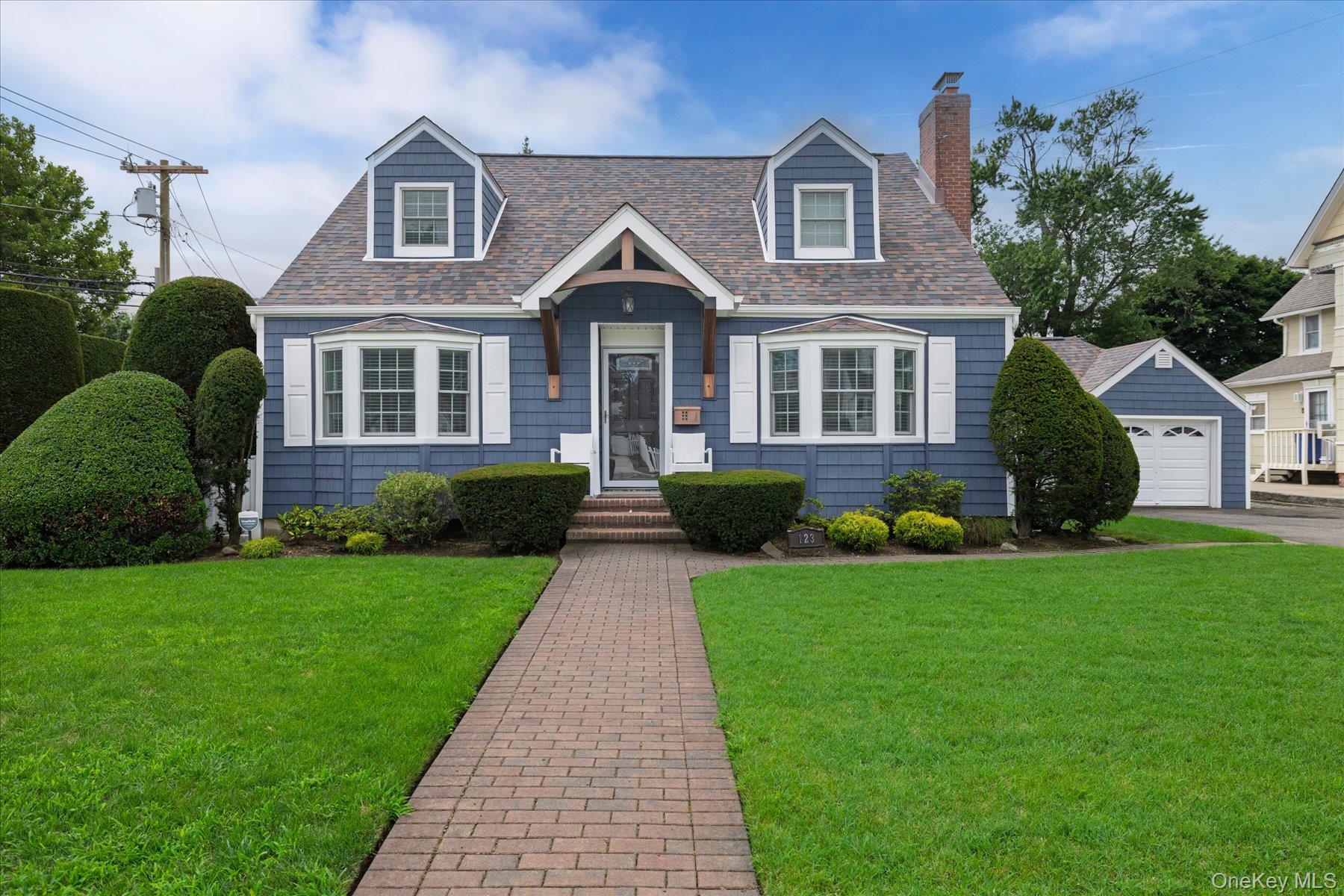 123 Centre Avenue, East Rockaway NY 11518