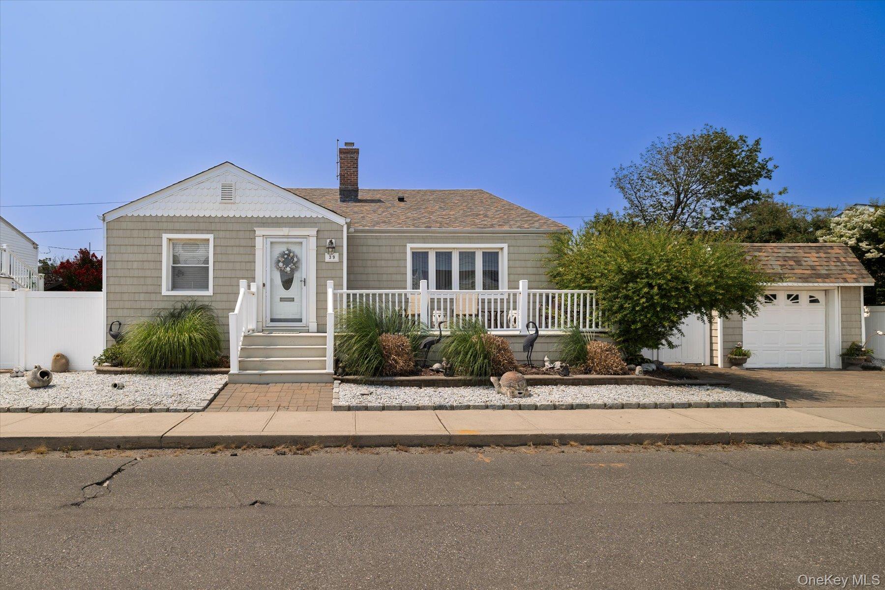 39 Vinton Street, Long Beach NY 11561