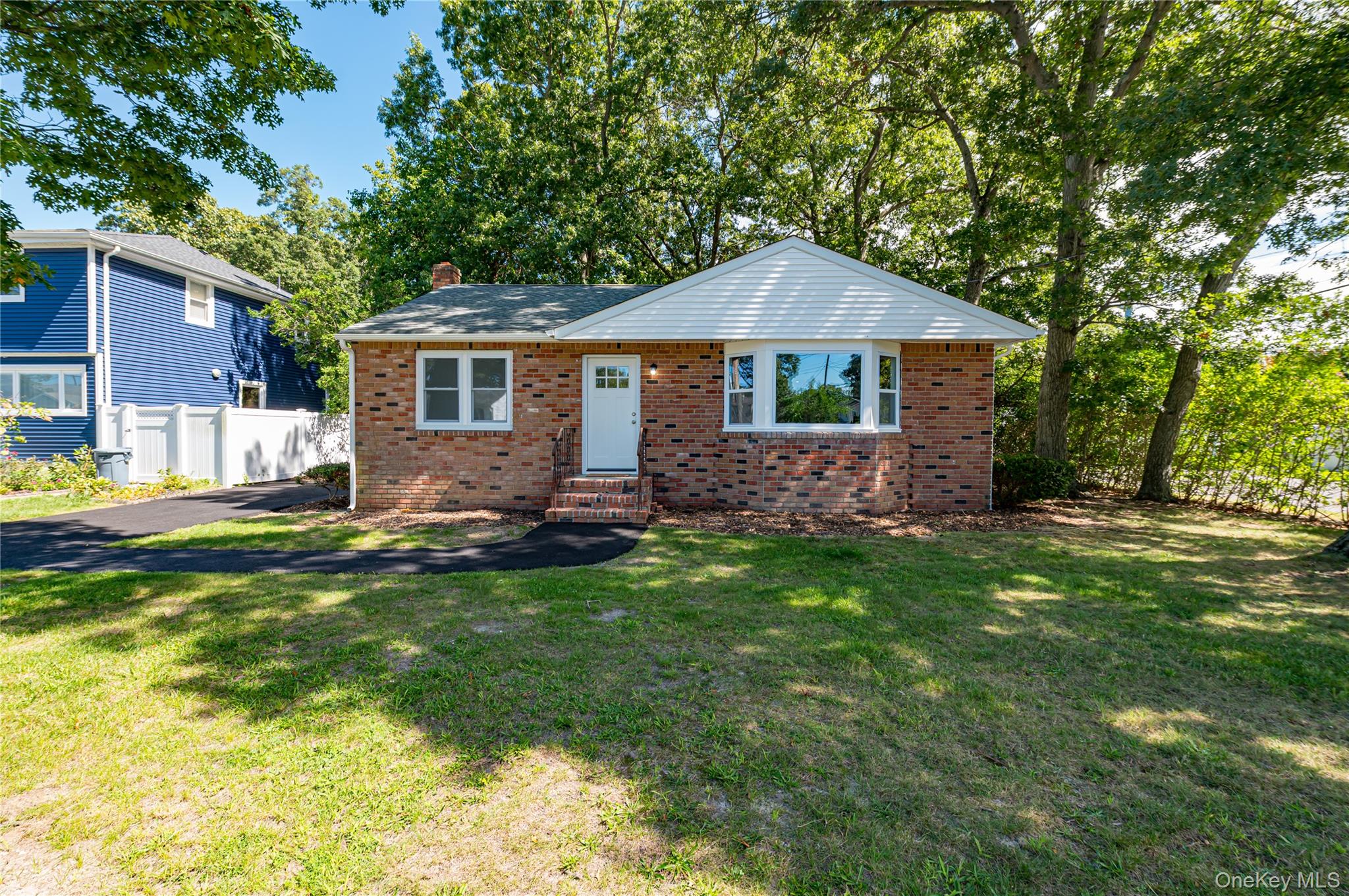 17 Lake Prom, Ronkonkoma NY 11779
