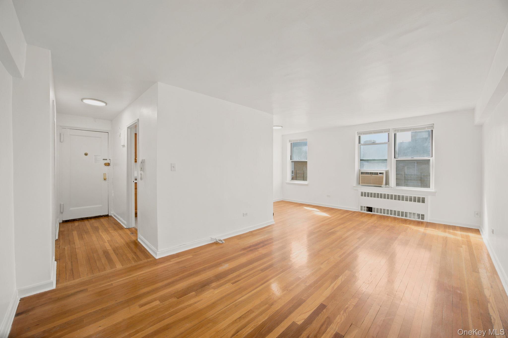 67-07 Yellowstone Boulevard Unit 6F, Forest Hills NY 11375
