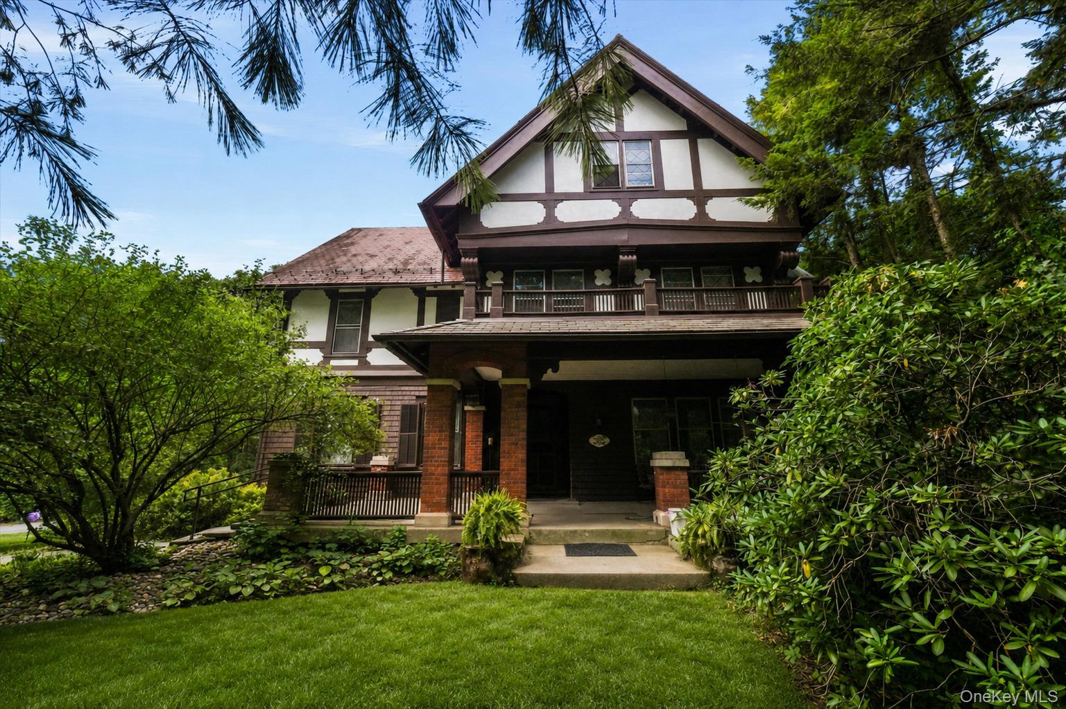 83 Hooker Avenue, Poughkeepsie NY 12601