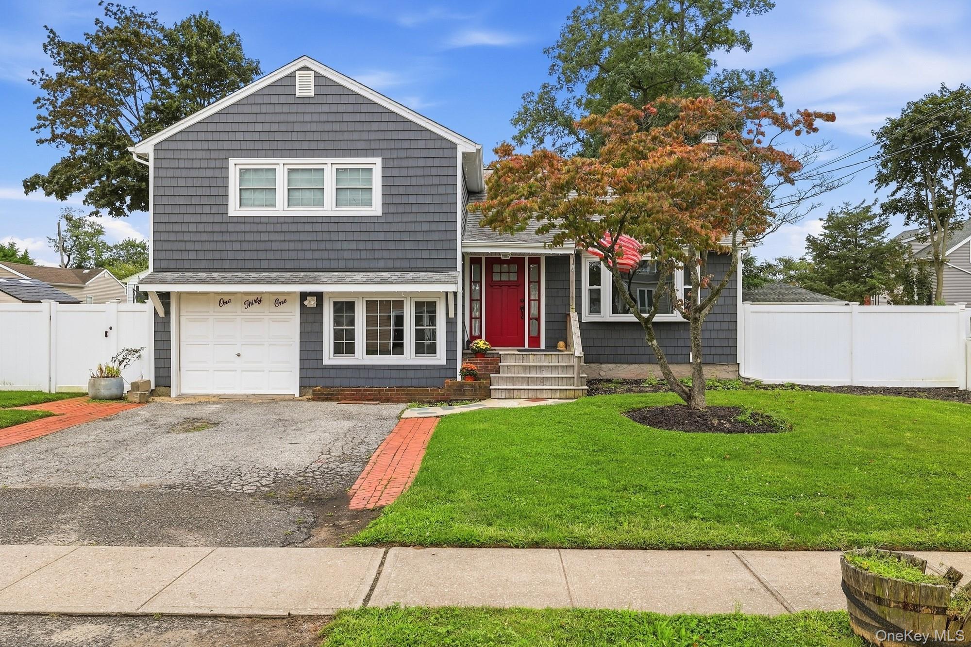 131 Fir Street, Lindenhurst NY 11757