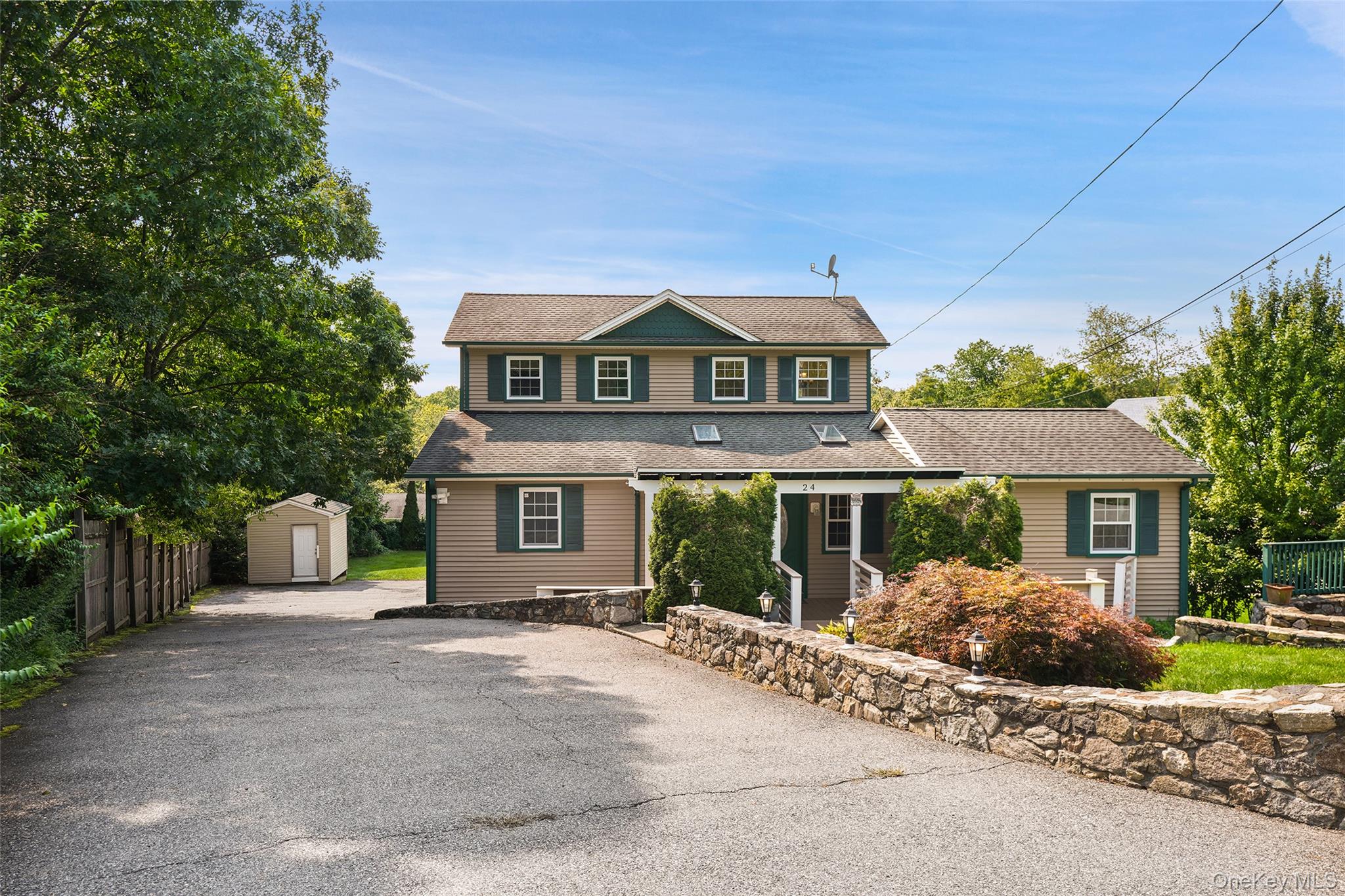 24 Inwood Place, Patterson NY 12563