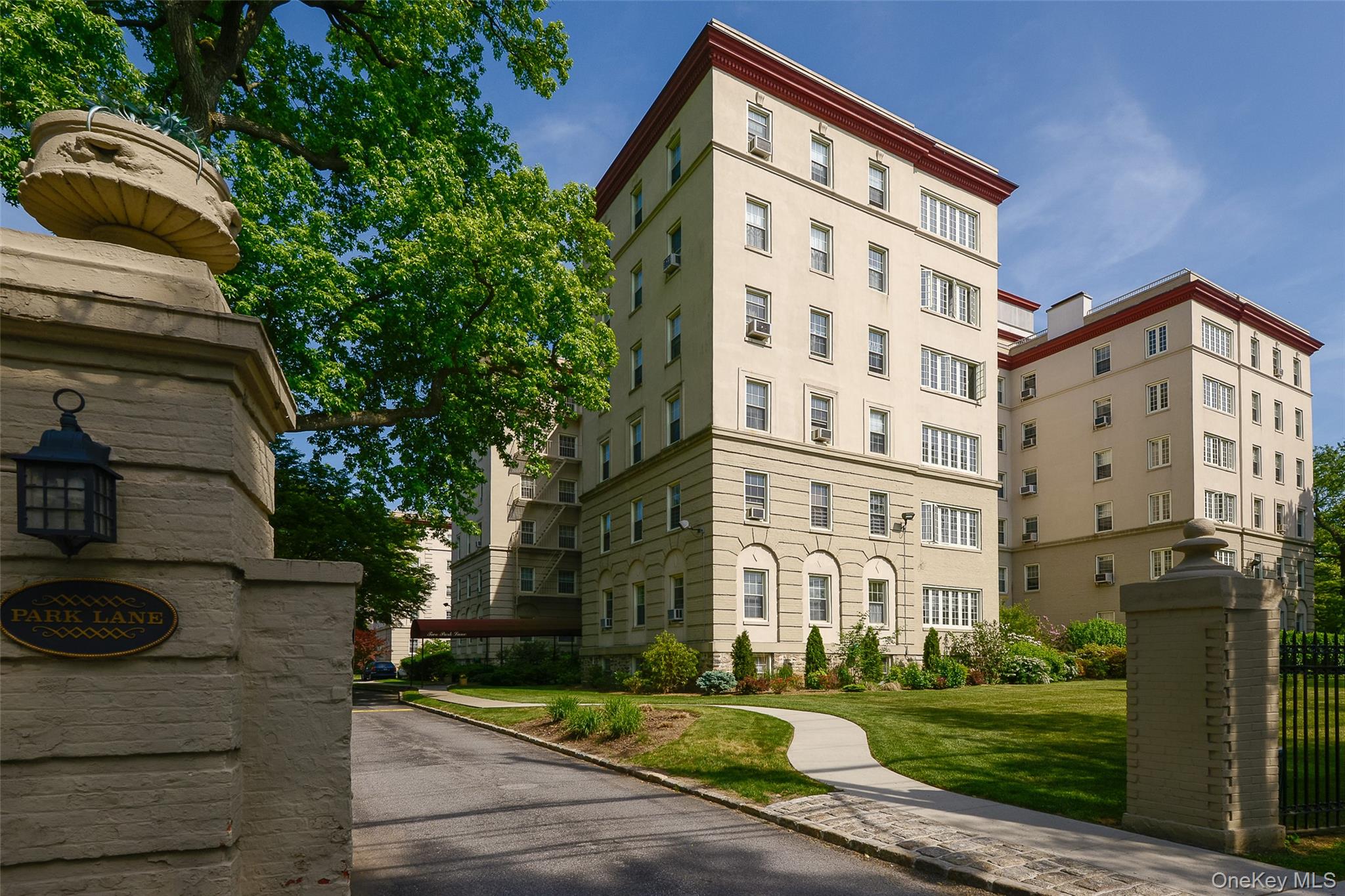 2 Park Lane Unit 4-B, Mount Vernon NY 10552