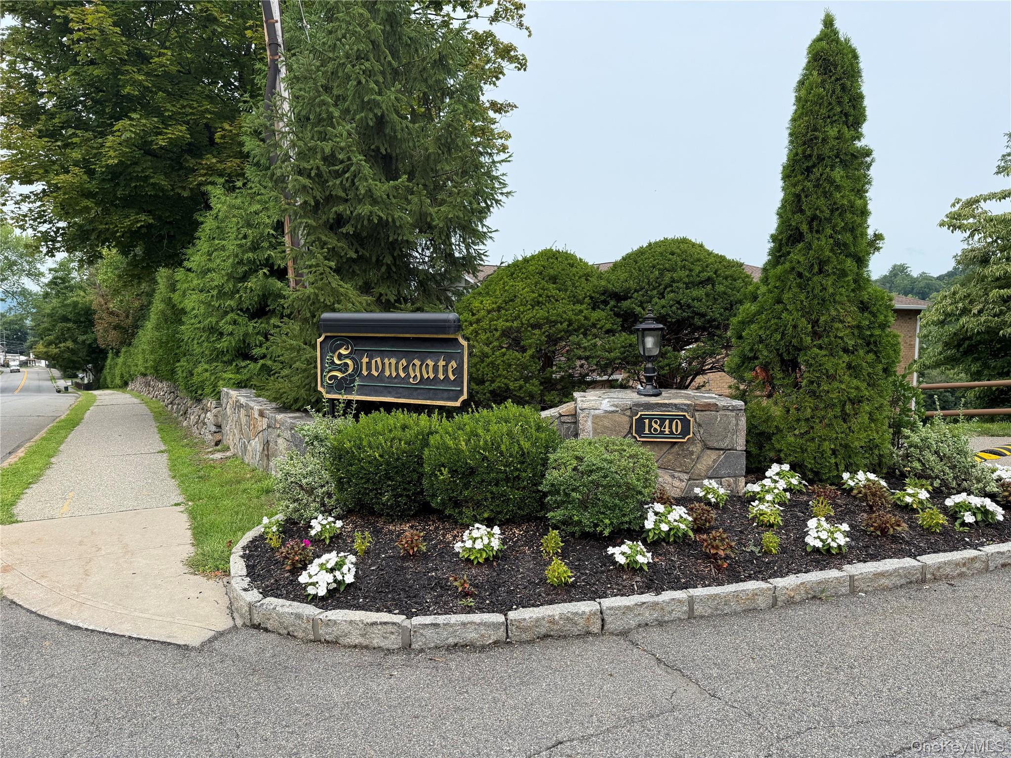1840 Crompond Road Unit 3B4, Peekskill NY 10566