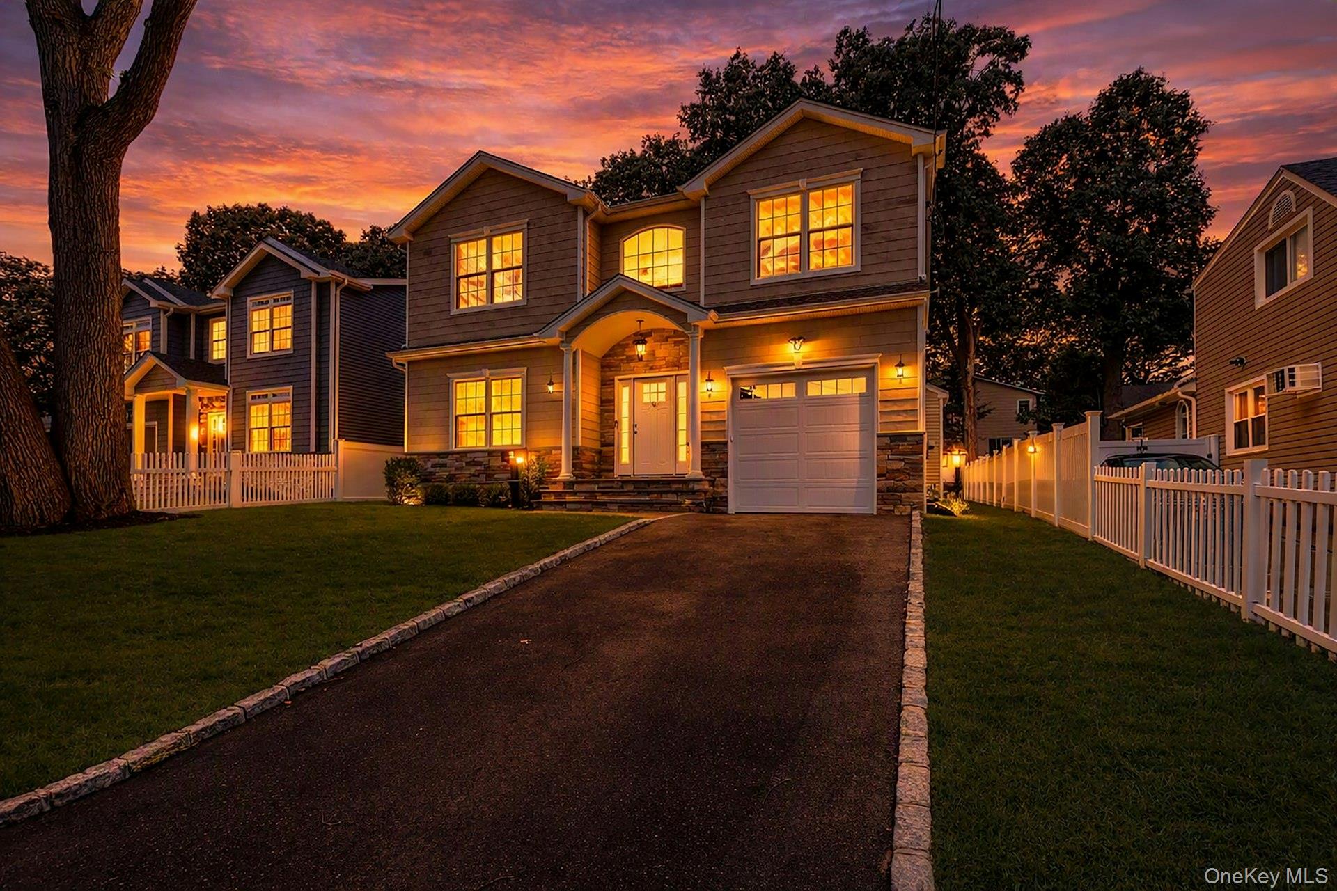 9 Hickory Road, Bayville NY 11709