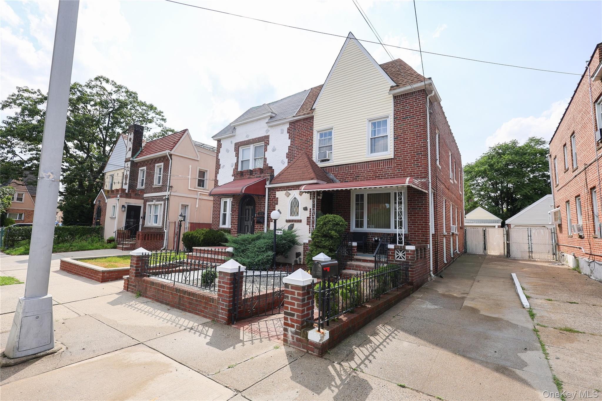 13446 229th Street, Laurelton NY 11413