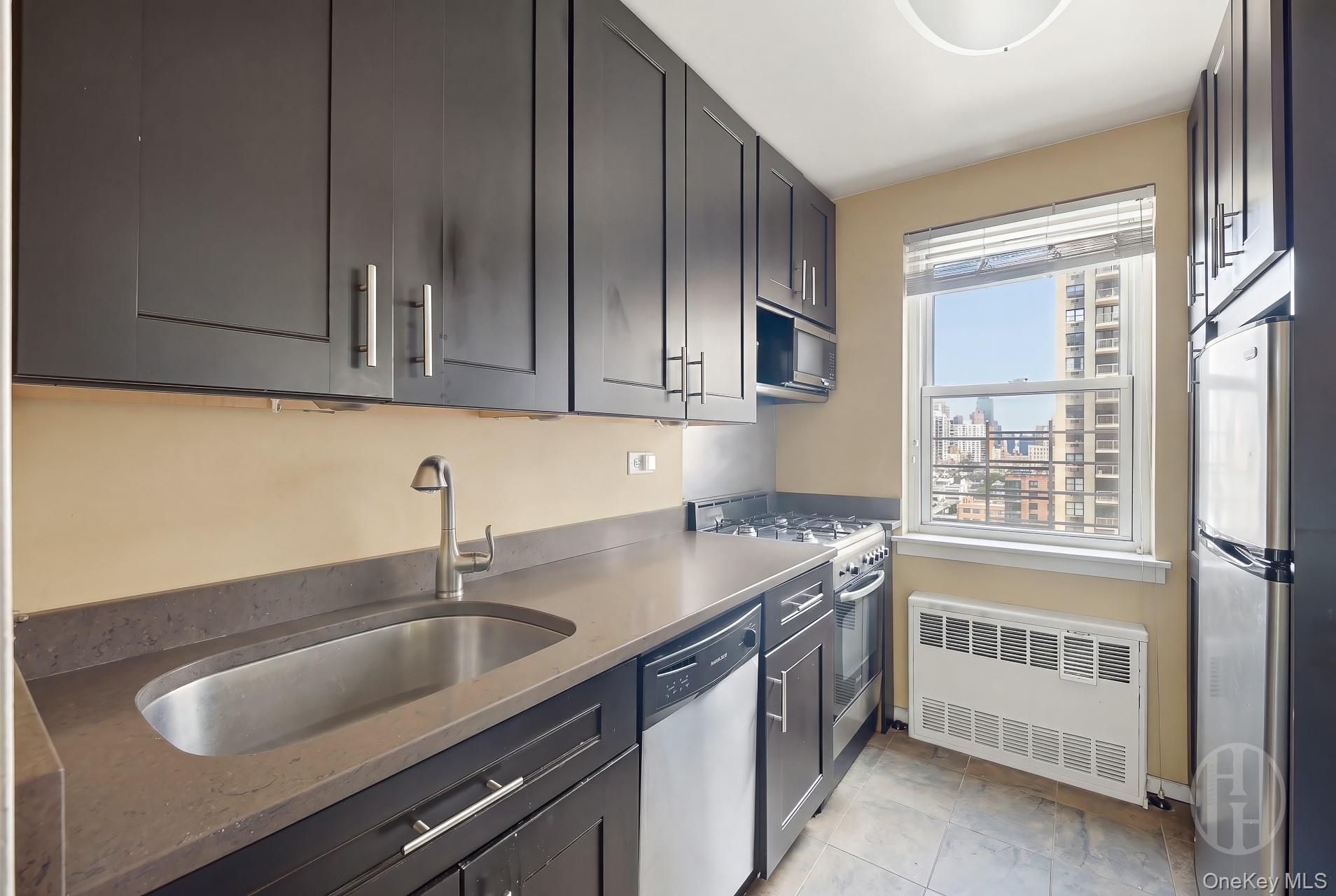333 East 79th Street Unit 18T, Manhattan NY 10075