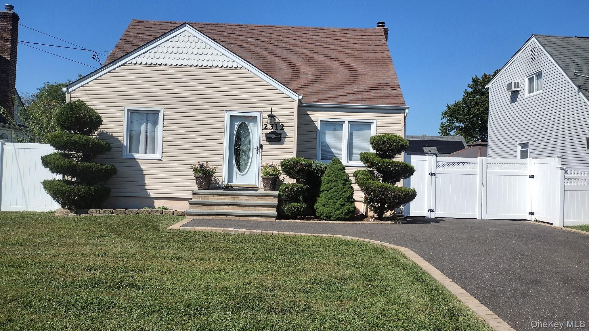 2312 Maple Street, Seaford NY 11783