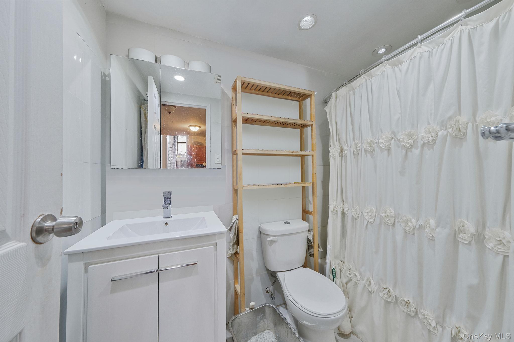403 E 87th Street Unit 3B, Manhattan NY 10128