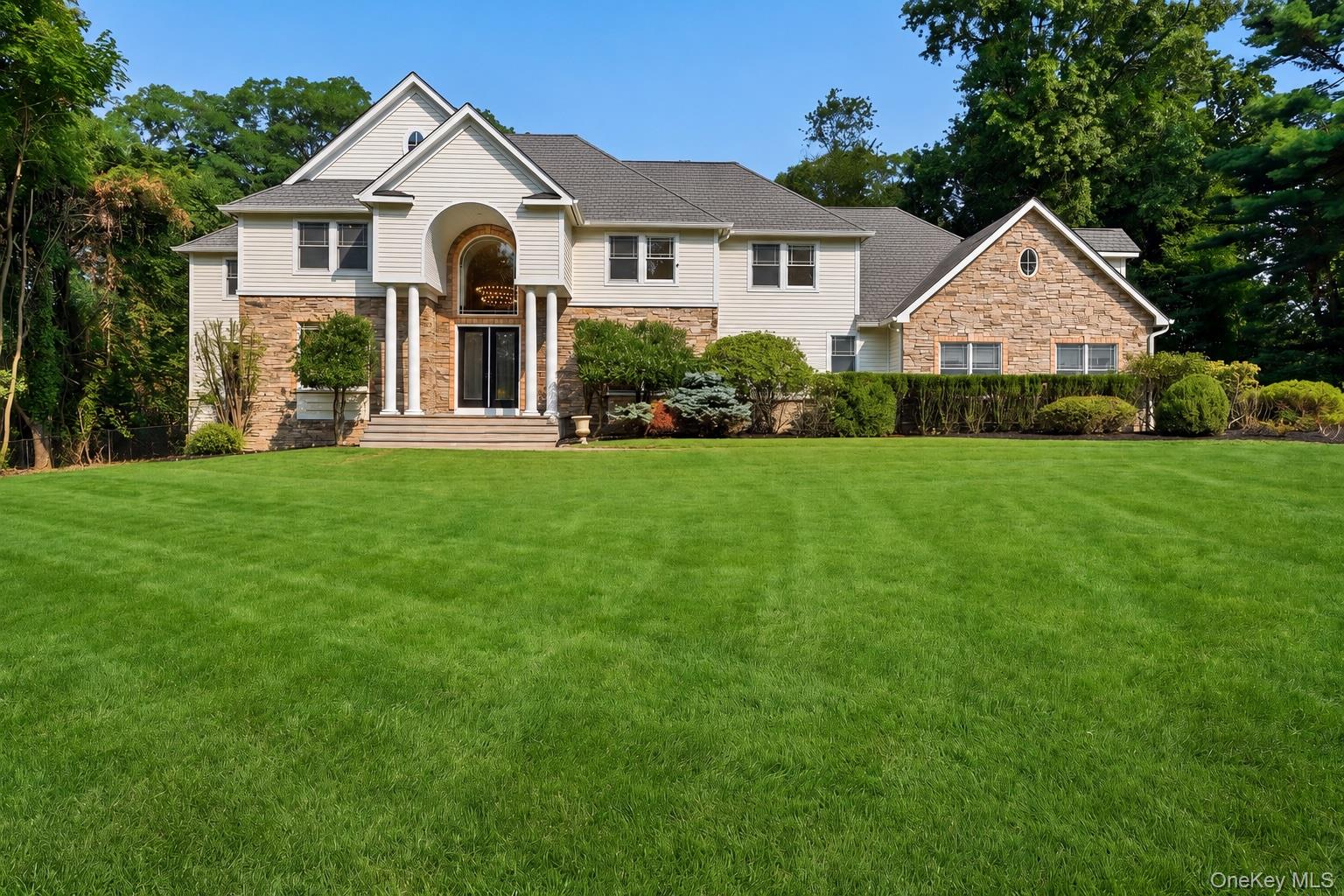 126 Old Field Road, East Setauket NY 11733