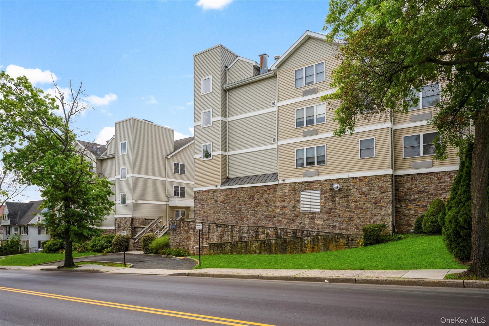 342 Westchester Avenue Unit 25E, Port Chester NY 10573