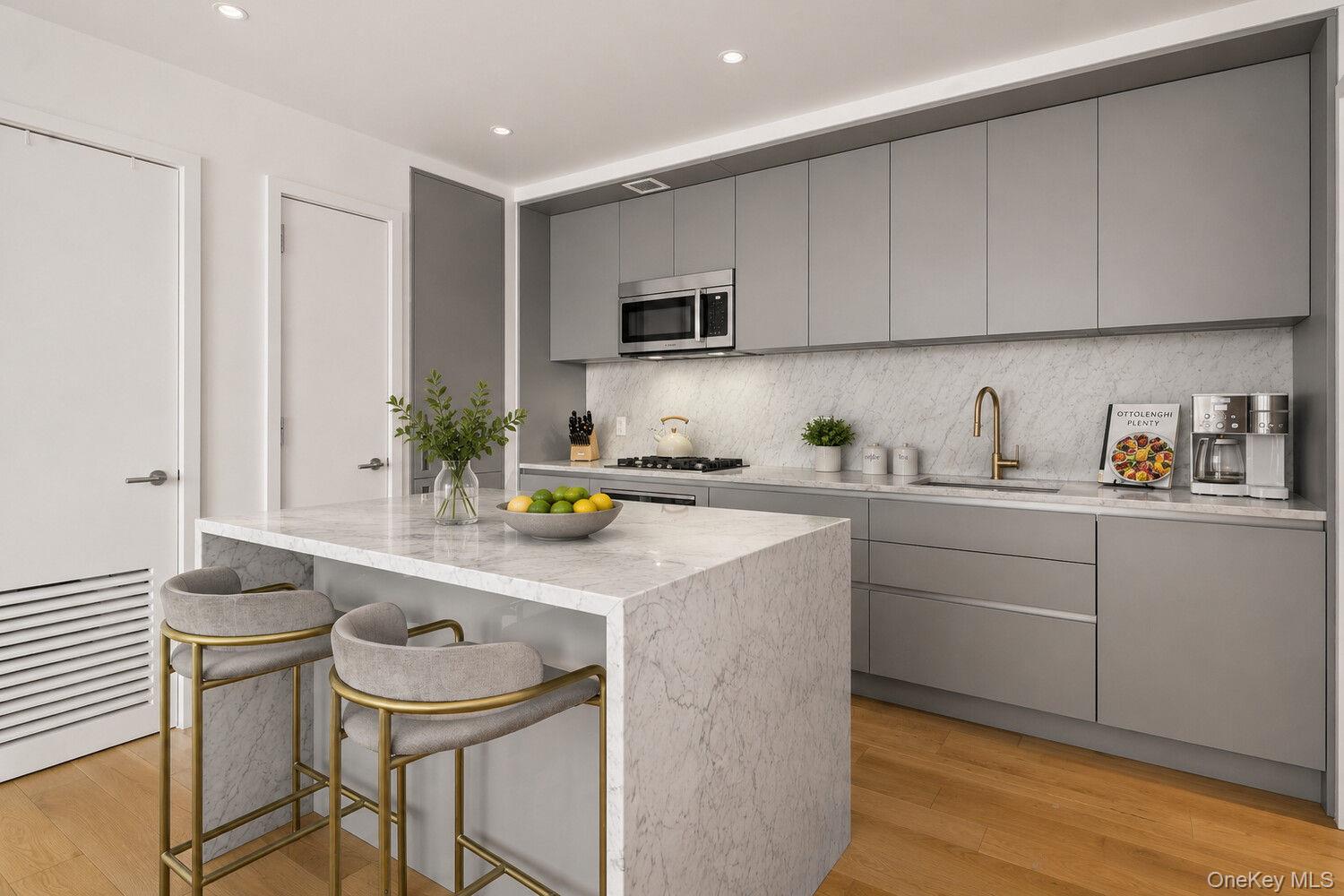 547 W 47TH Street Unit 811, Manhattan NY 10036