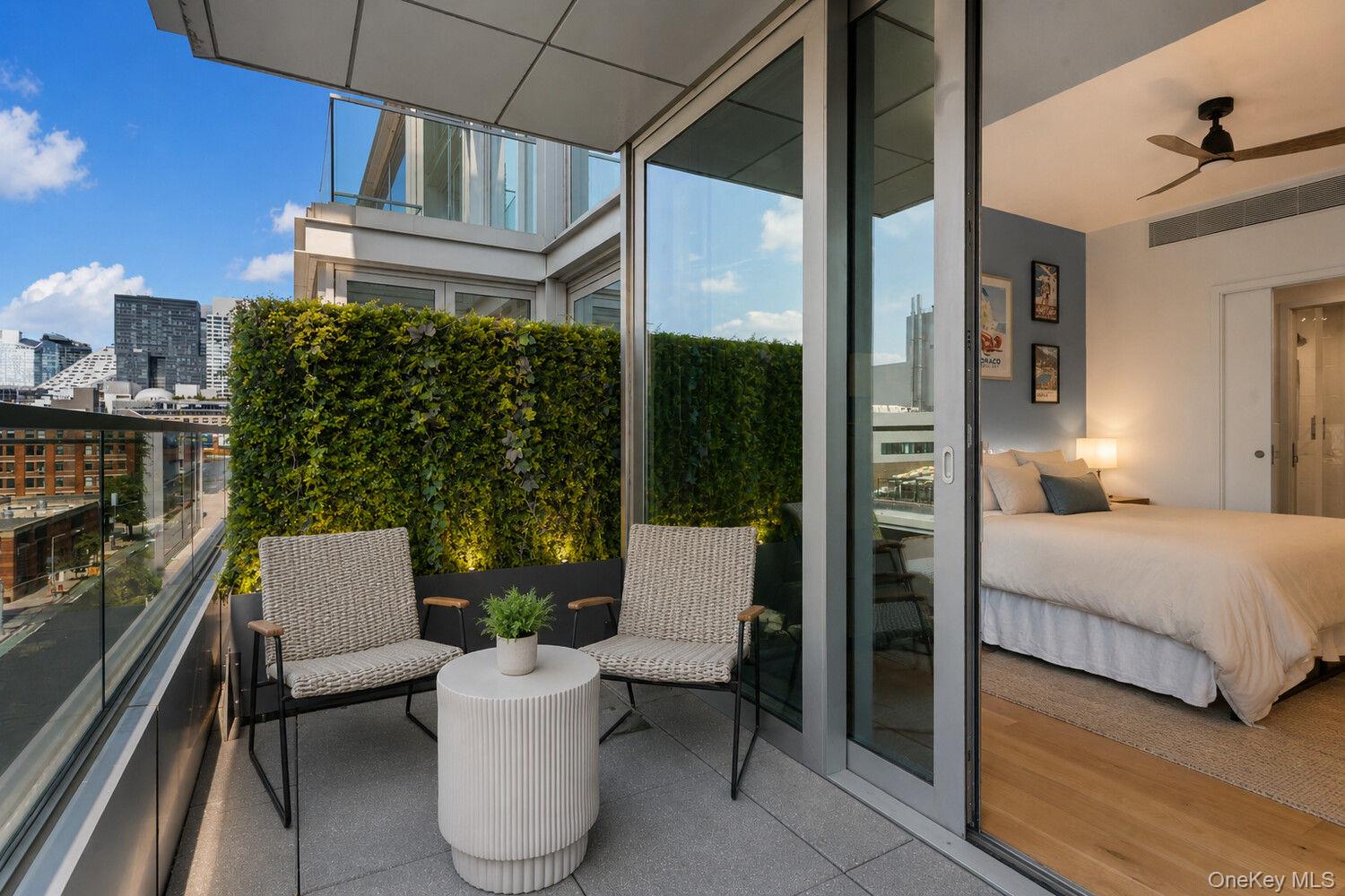 547 W 47TH Street Unit 811, Manhattan NY 10036