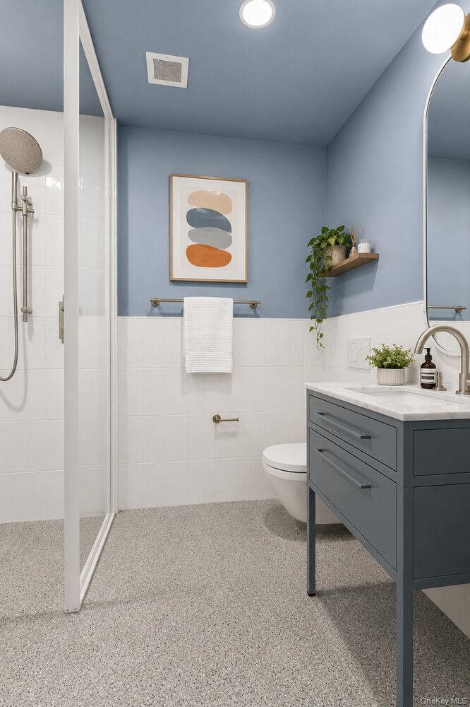 547 W 47TH Street Unit 811, Manhattan NY 10036