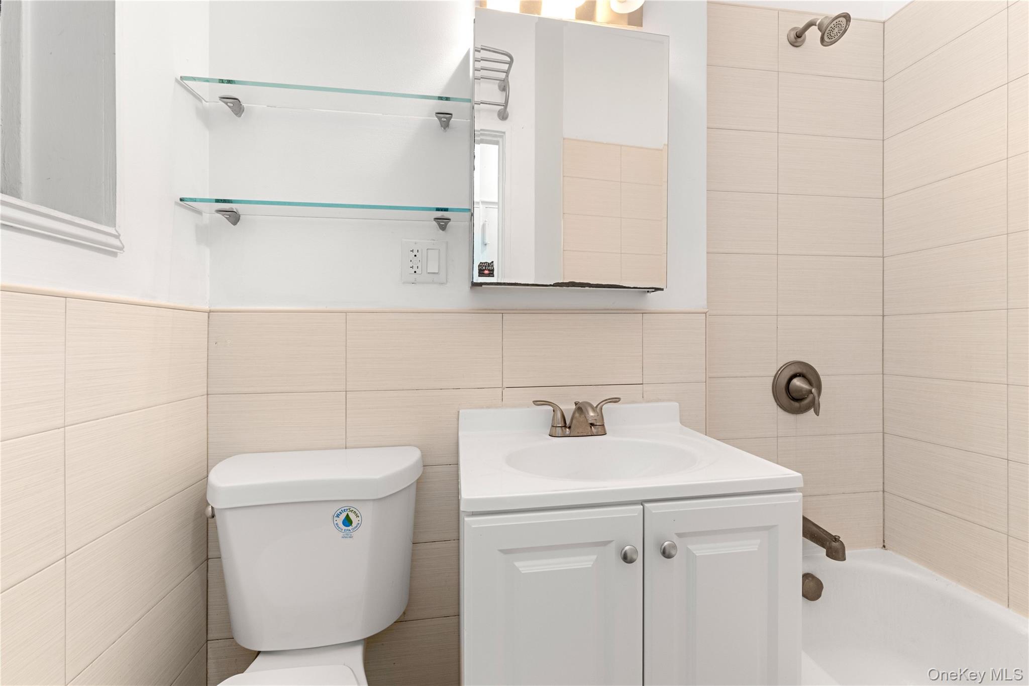 415 W 46 Street Unit 2D, Manhattan NY 10036
