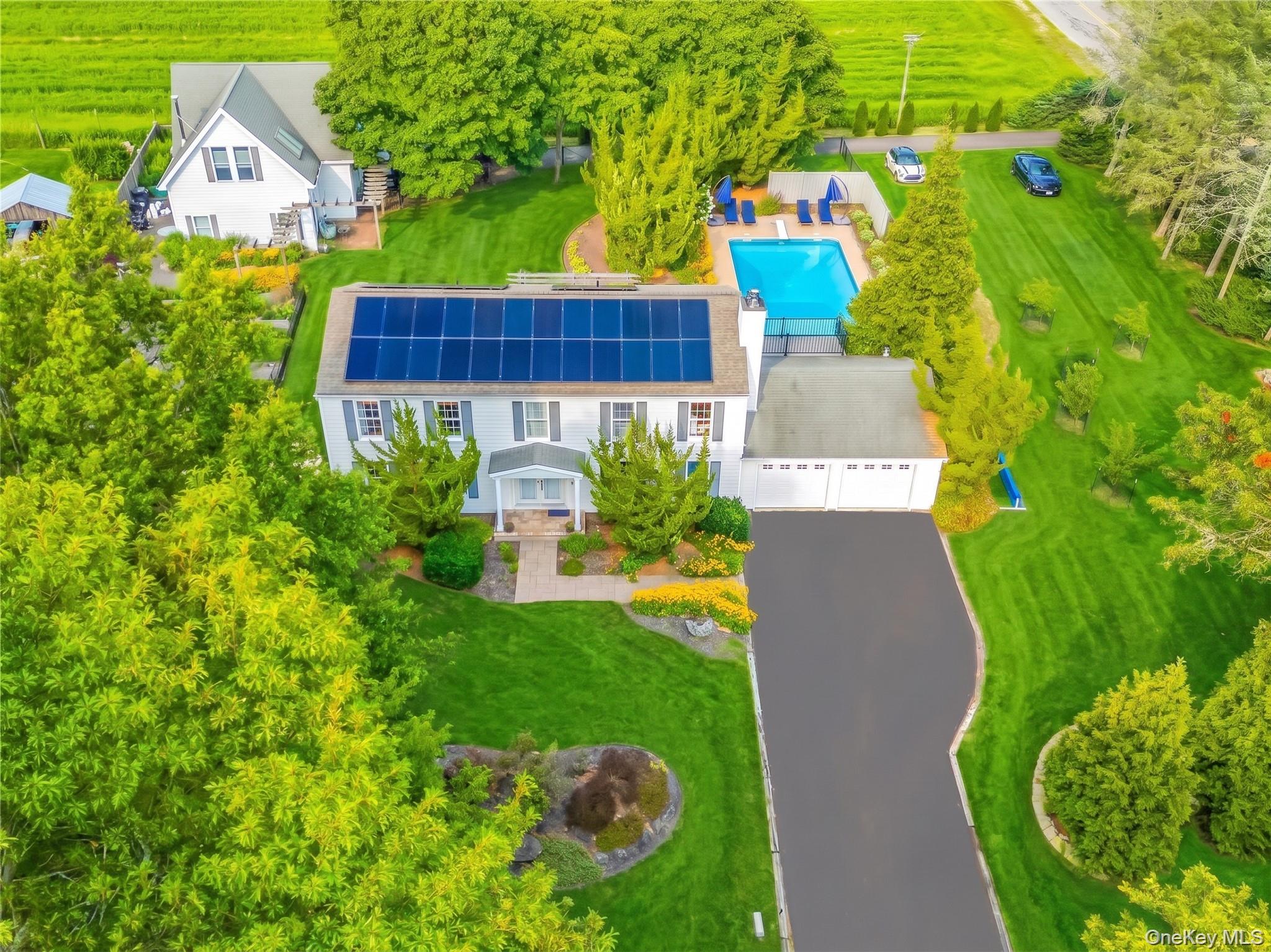 8 High Meadow Lane, Jamesport NY 11947