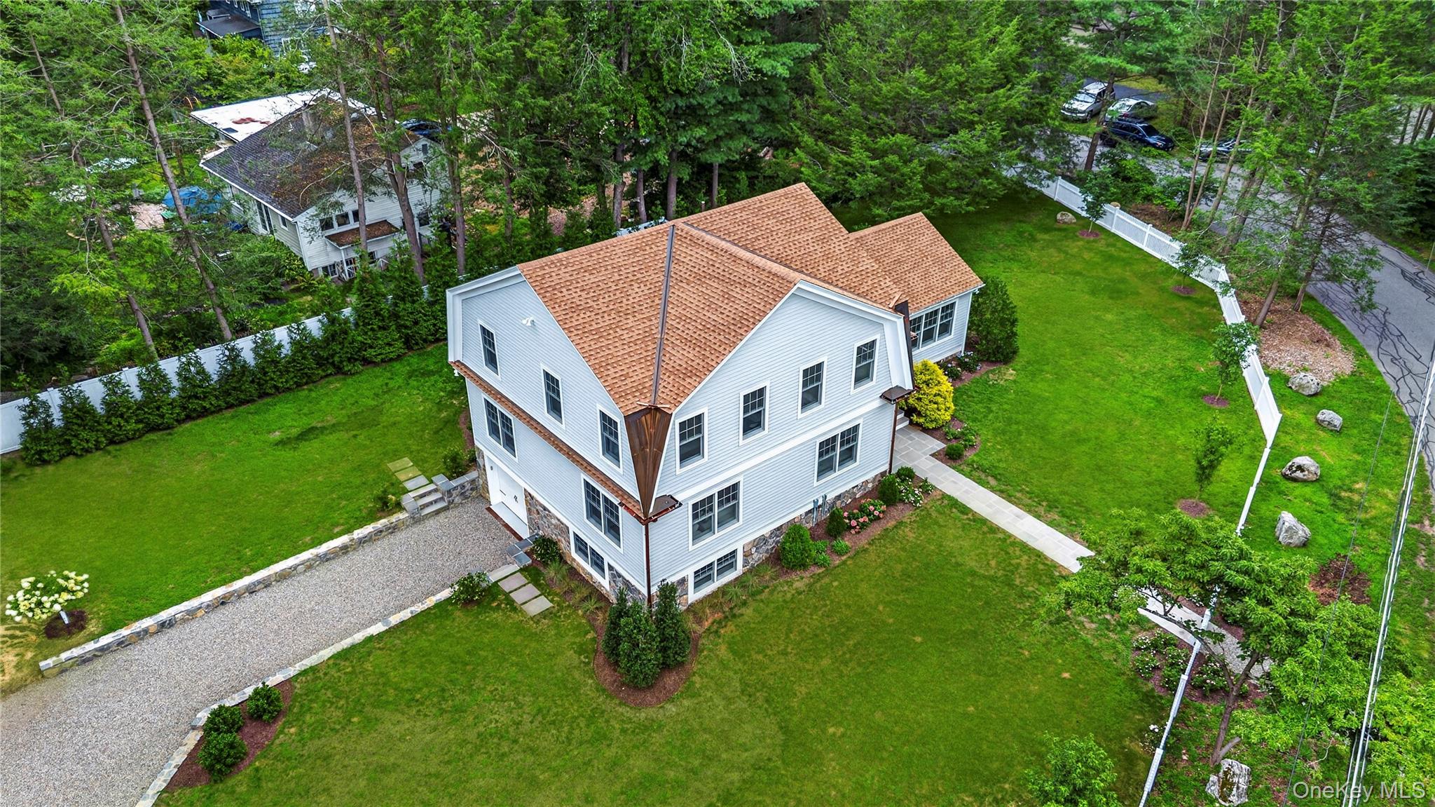 21 Twin Lakes Road, South Salem NY 10590