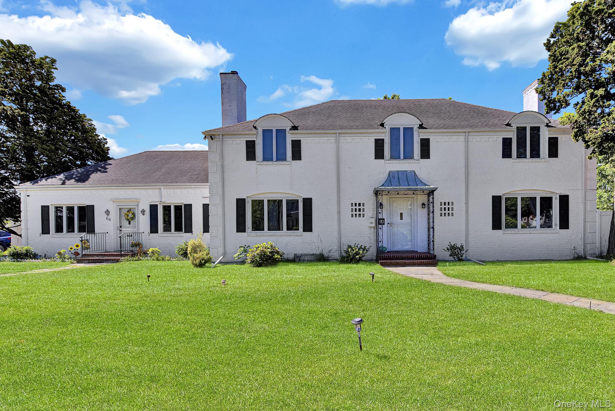 64 E Roe Boulevard, Patchogue NY 11772