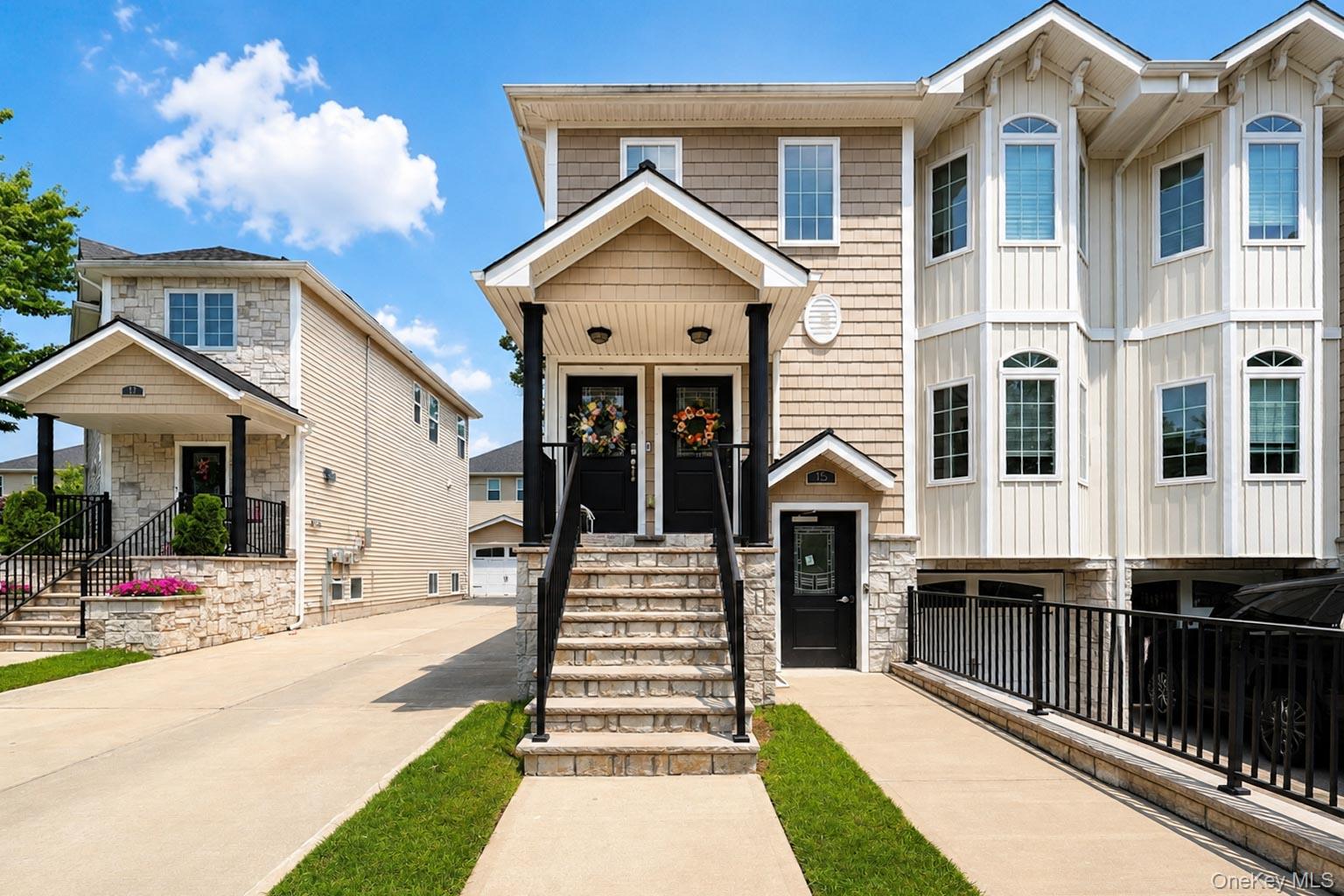 23 Wiltshire Ln, Staten Island NY 10309
