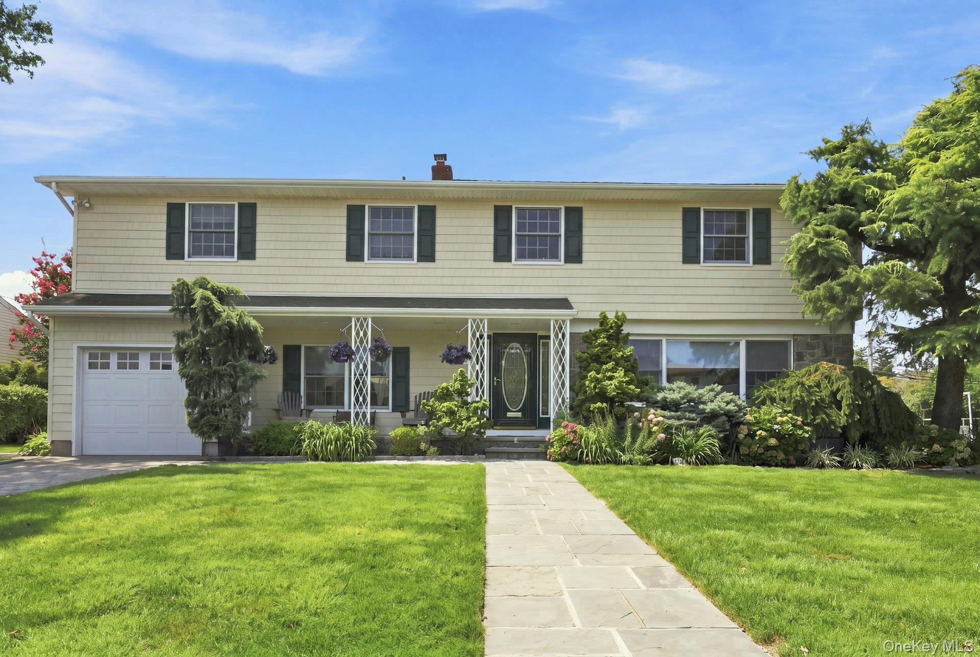 7 Herkimer Avenue, Jericho NY 11753