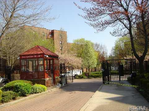 150-25 72 Road Unit 1J, Kew Garden Hills NY 11367