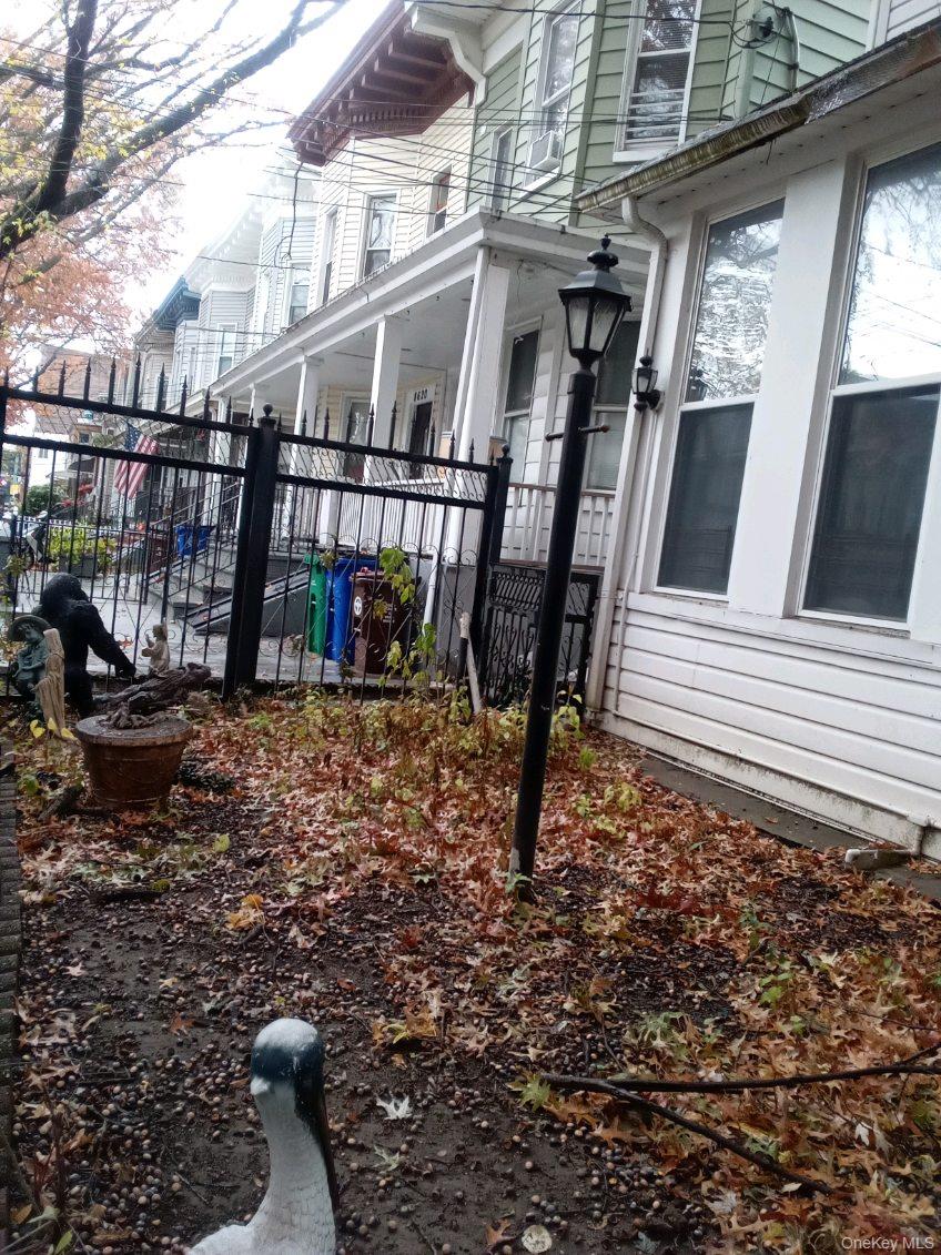 8616 90th Street, Woodhaven NY 11421
