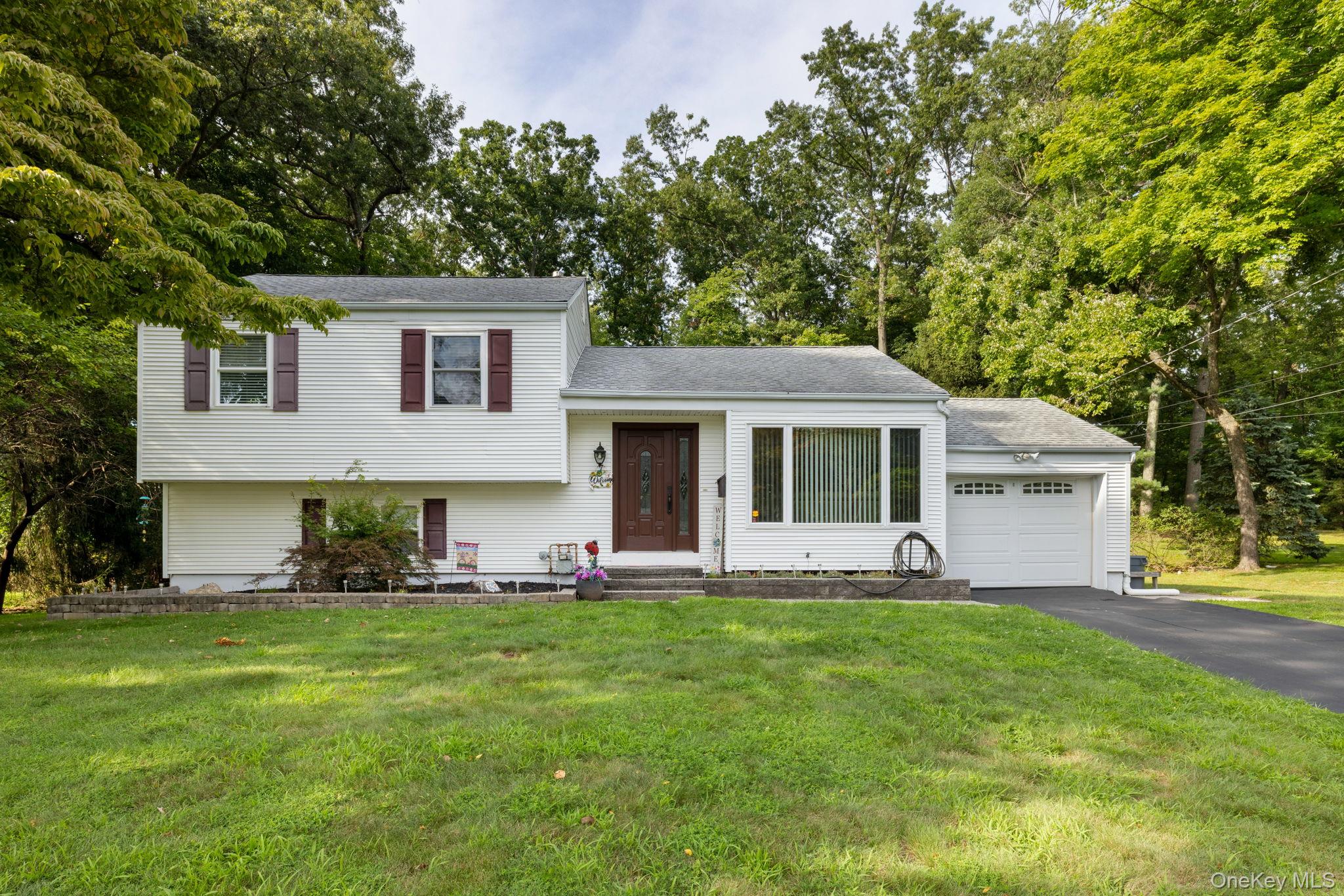 7 Windmill Lane, New City NY 10956