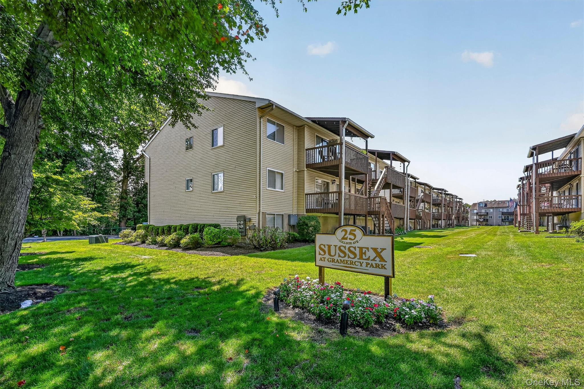 25 College Avenue Unit 102, Nanuet NY 10954