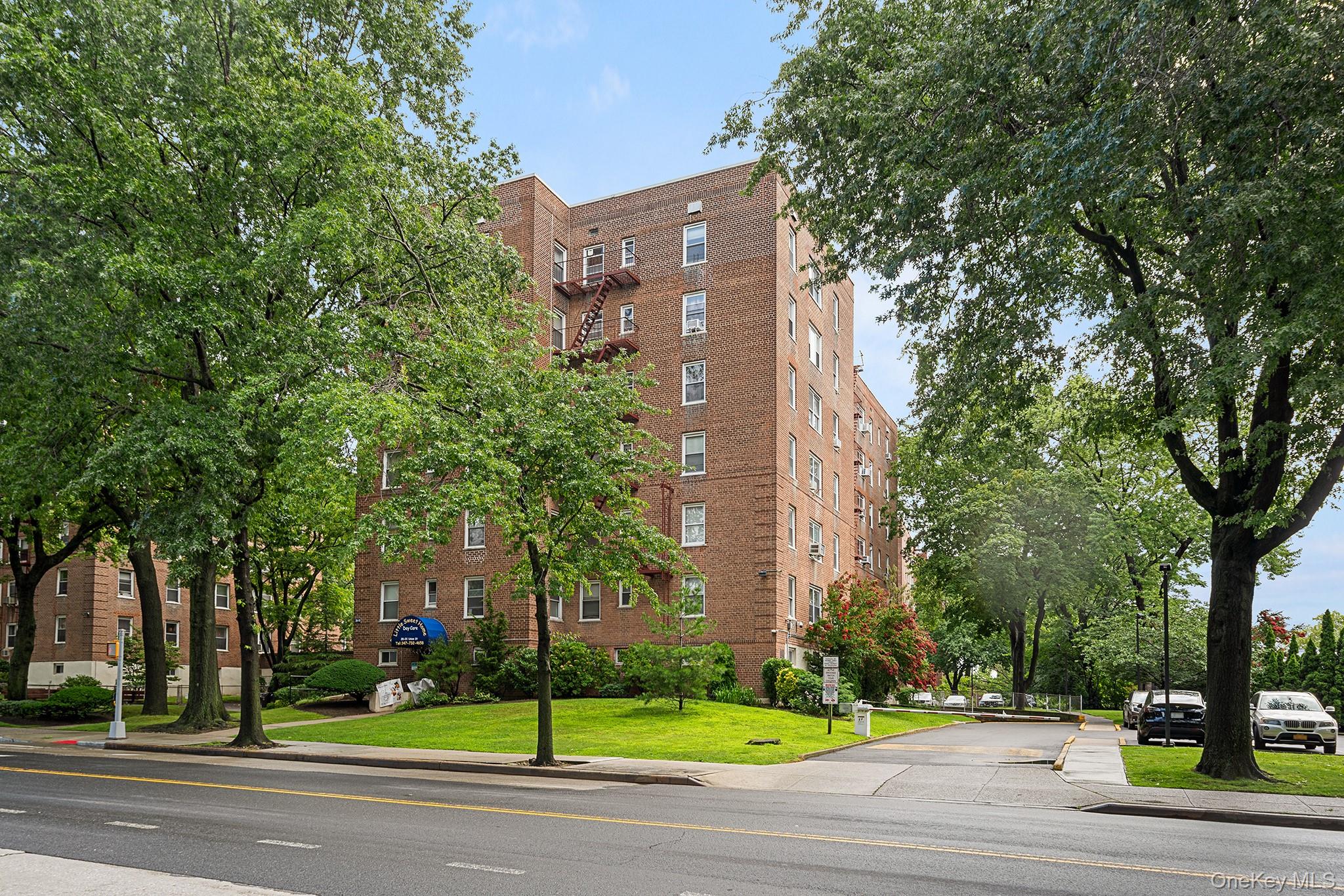 28-01 Union Street Unit 5F, Flushing NY 11354