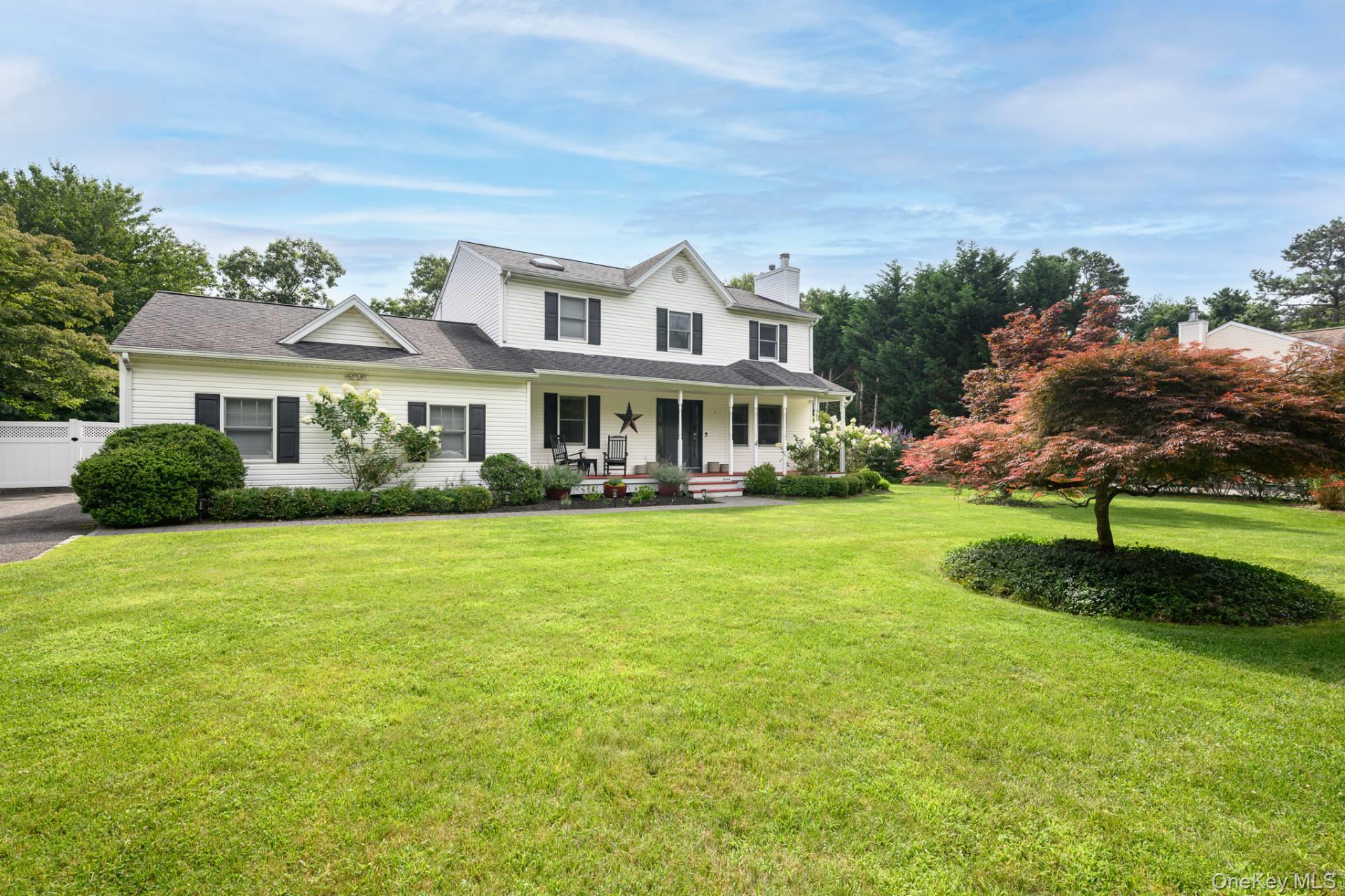 7 Amys Path, East Quogue NY 11942