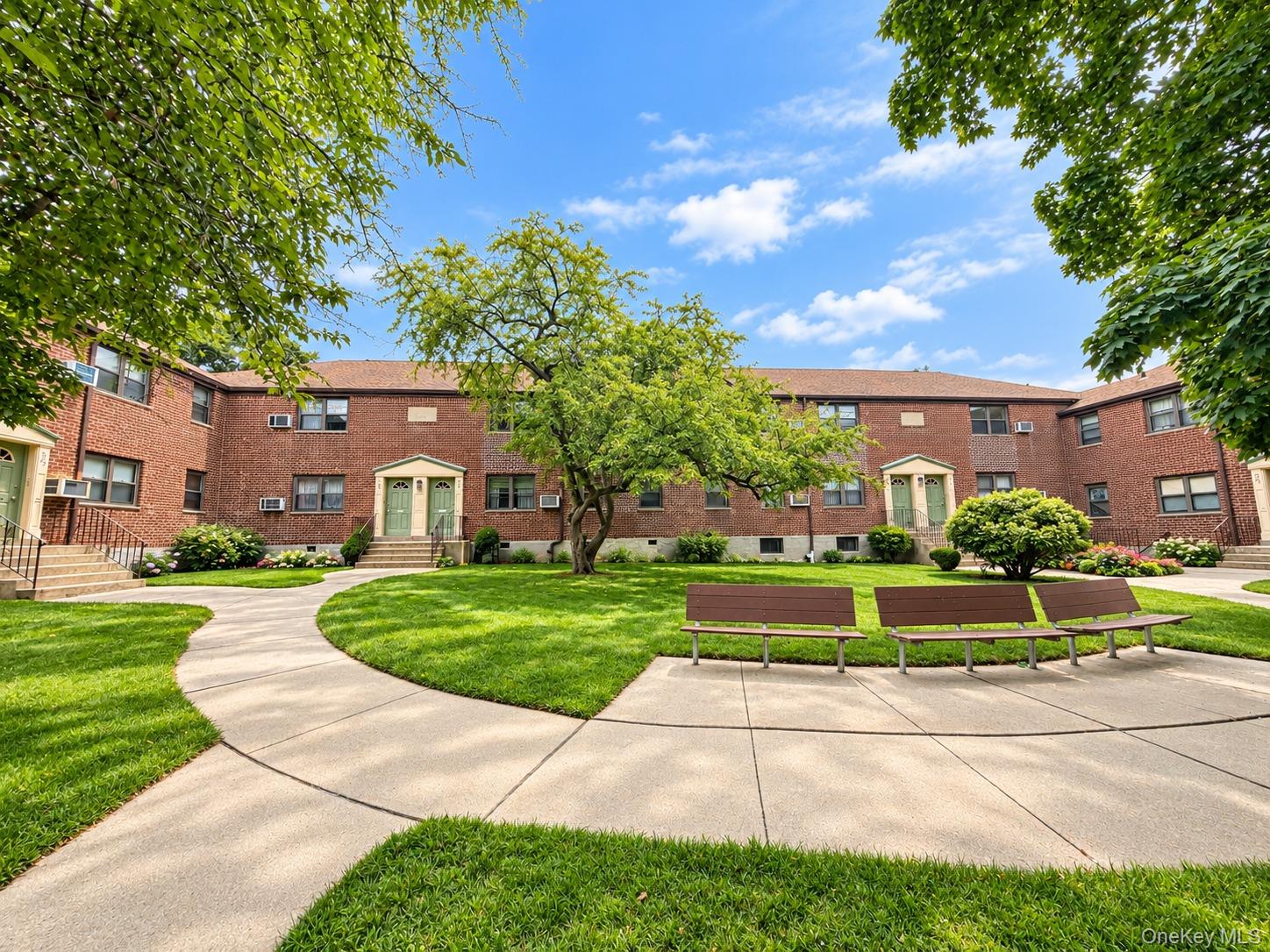 57-48 246th Crescent Unit C8, Little Neck NY 11362