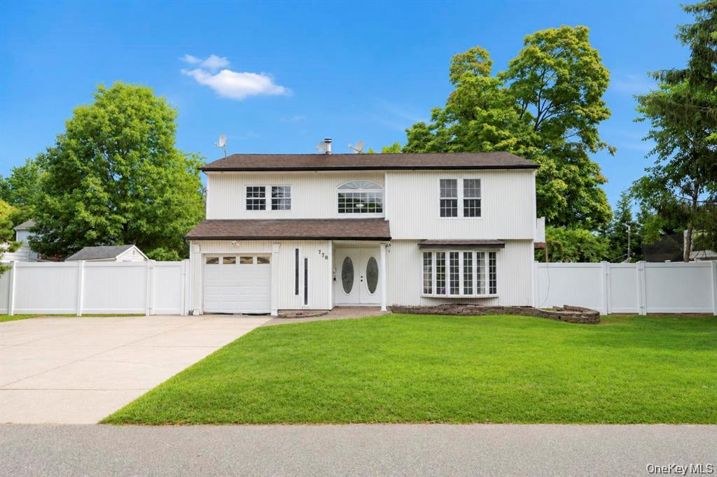 779 Peconic Avenue, West Babylon NY 11704