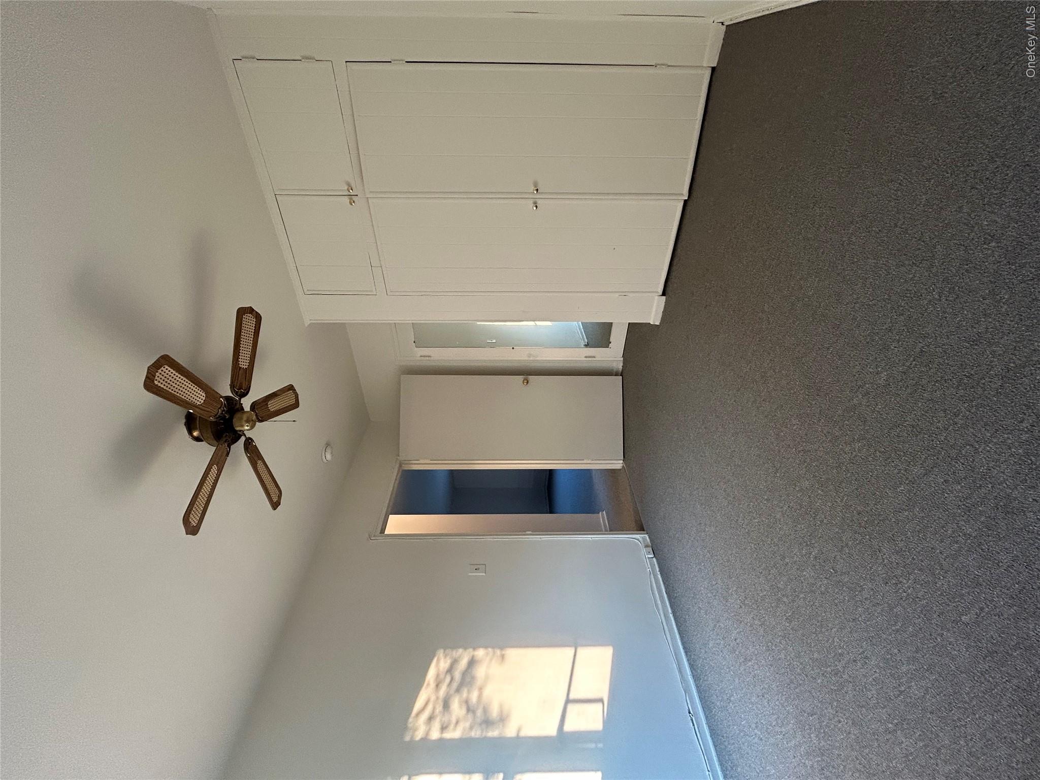 220-21 Hillside Avenue Unit Upper, Queens Village NY 11427