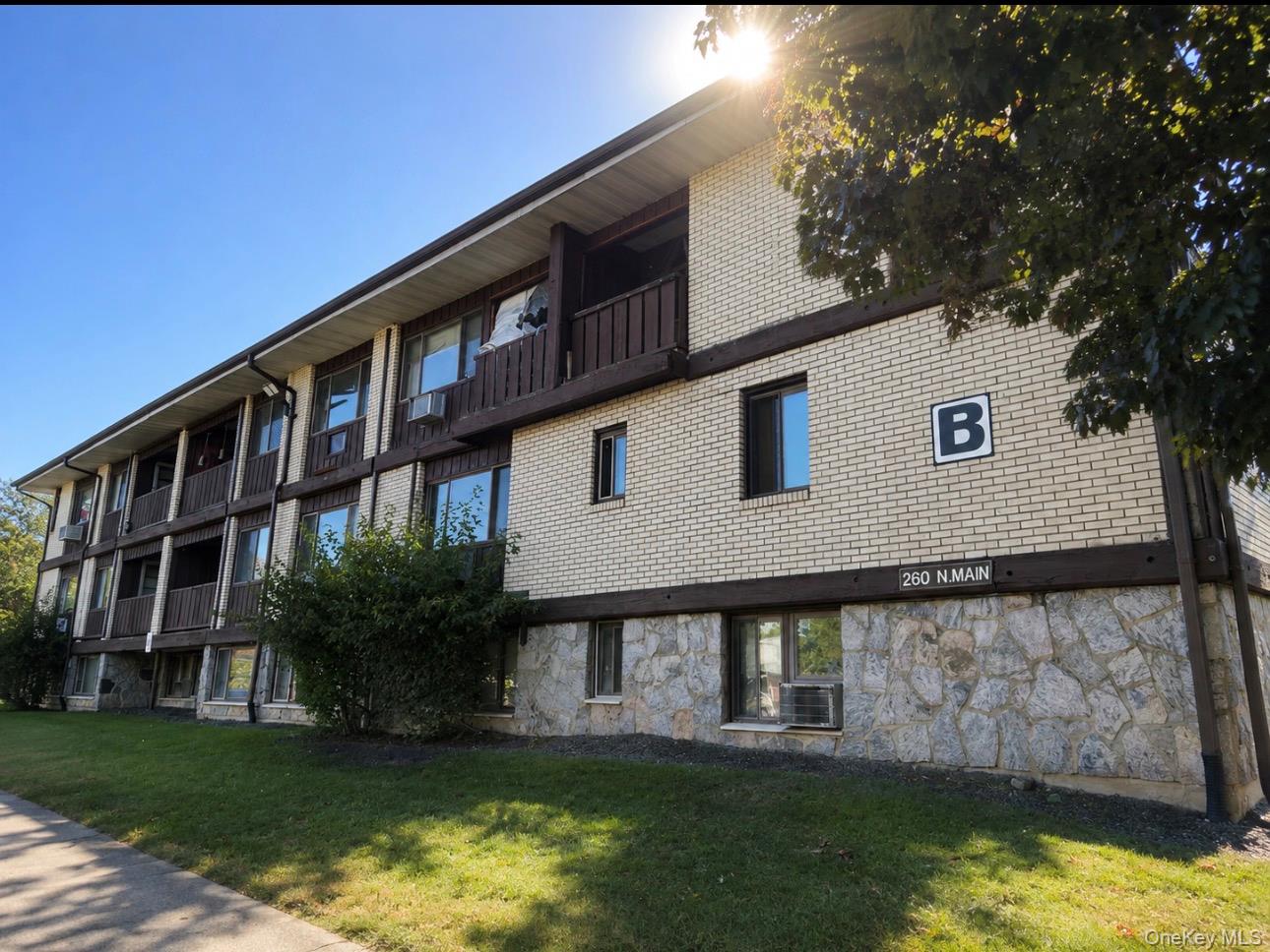 260 N Main Street Unit B-42, Spring Valley NY 10977