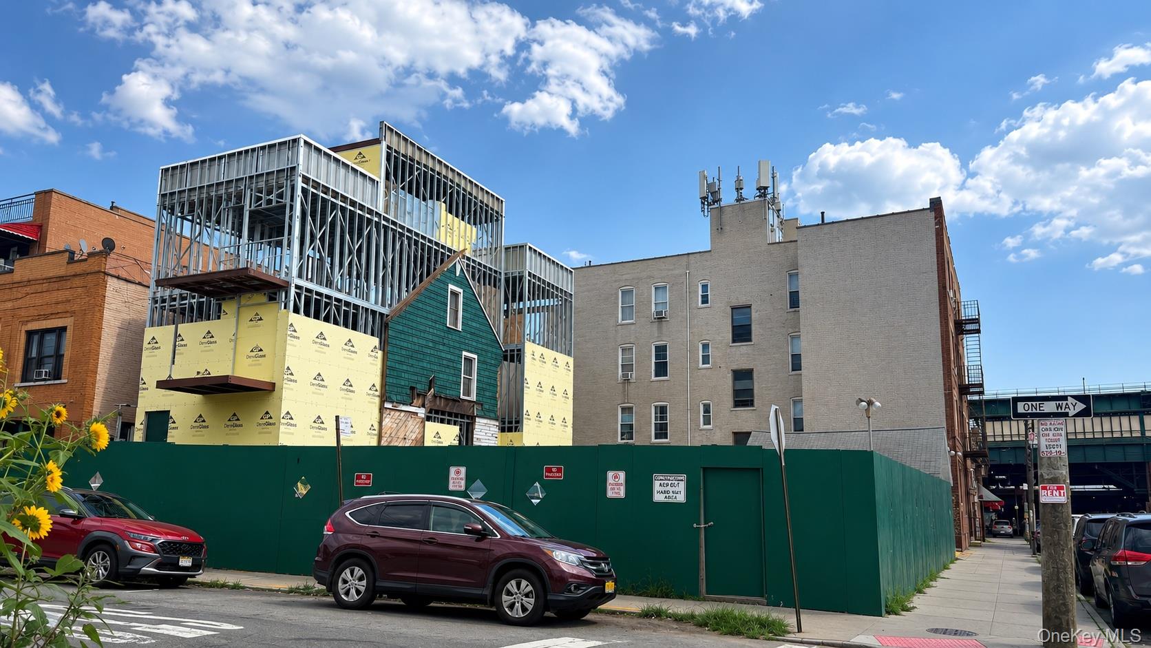 112-08 39th Avenue, Corona NY 11368
