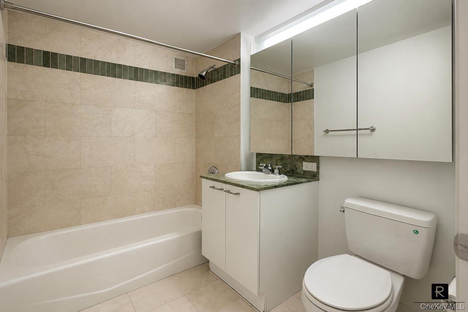 210 Warren Street Unit 14-C, Manhattan NY 10282