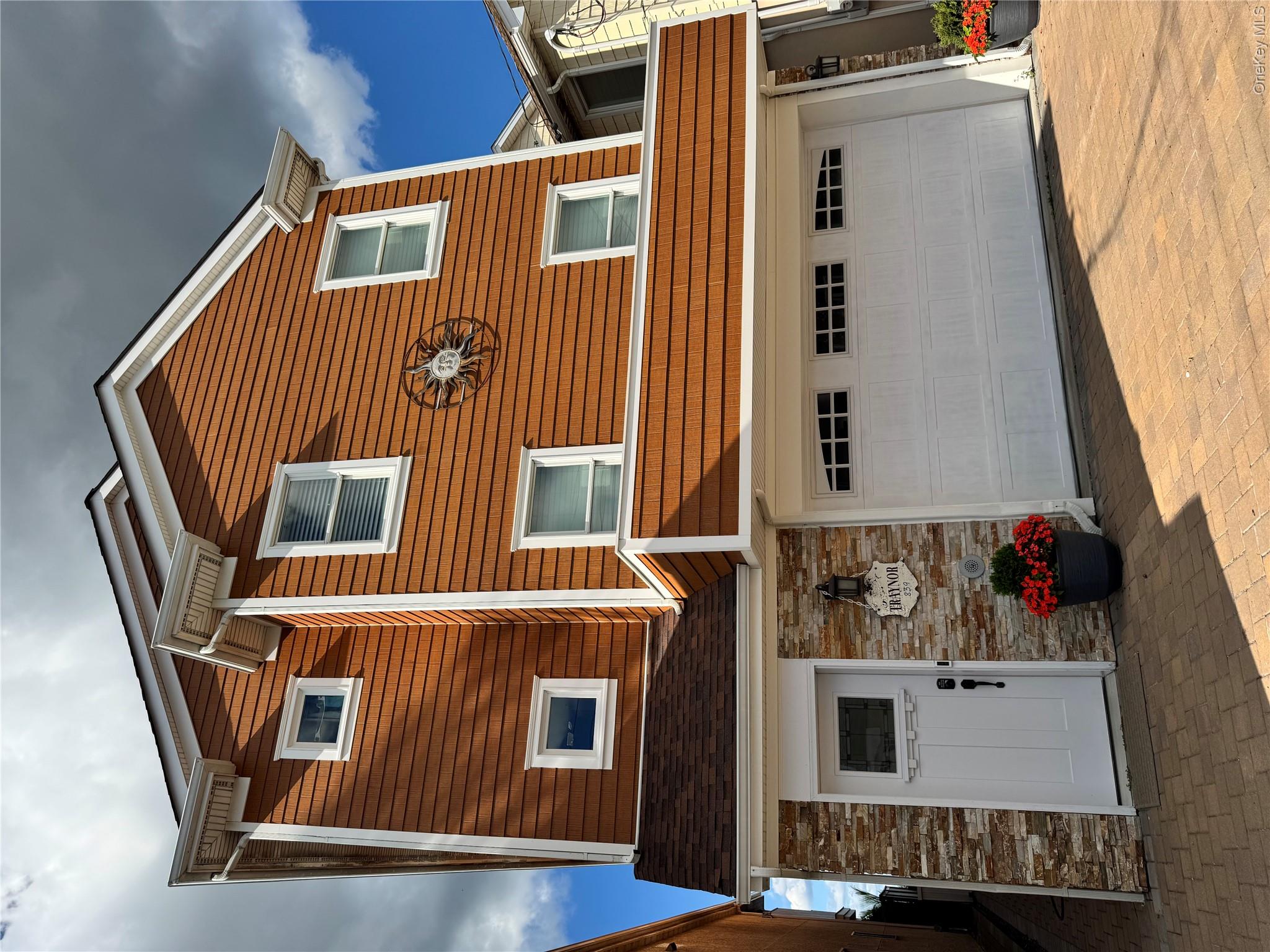 839 W Park Avenue, Long Beach NY 11561