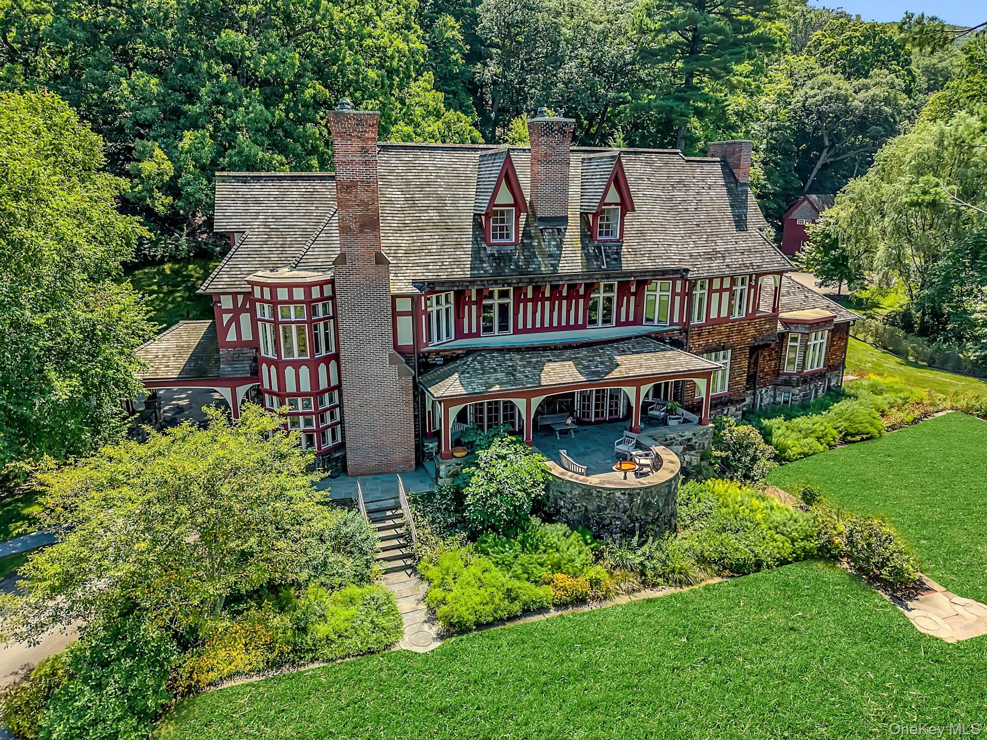 20 Nazareth Way, Garrison NY 10516